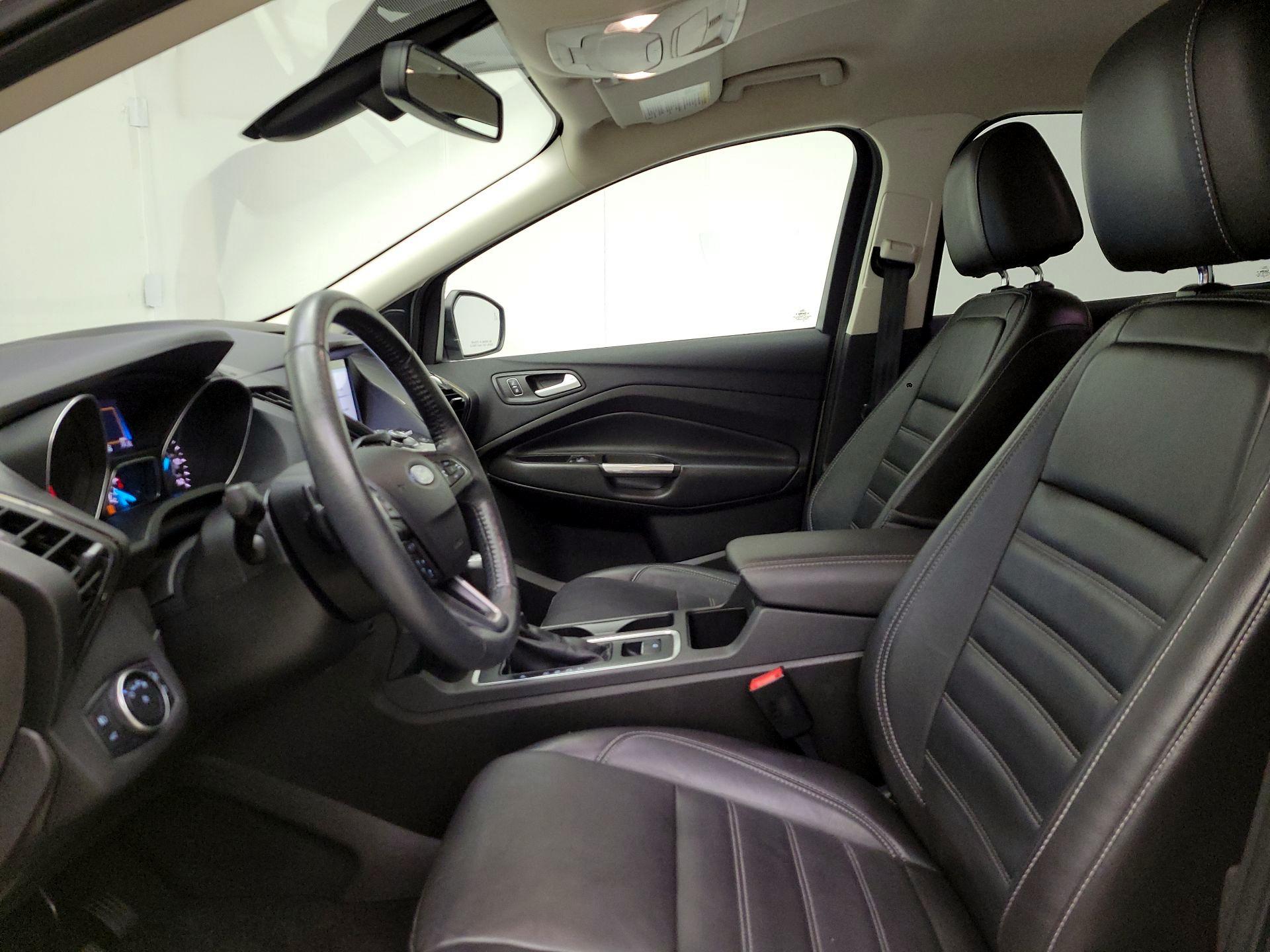 Thumbnail: 2017 Ford Escape - 11