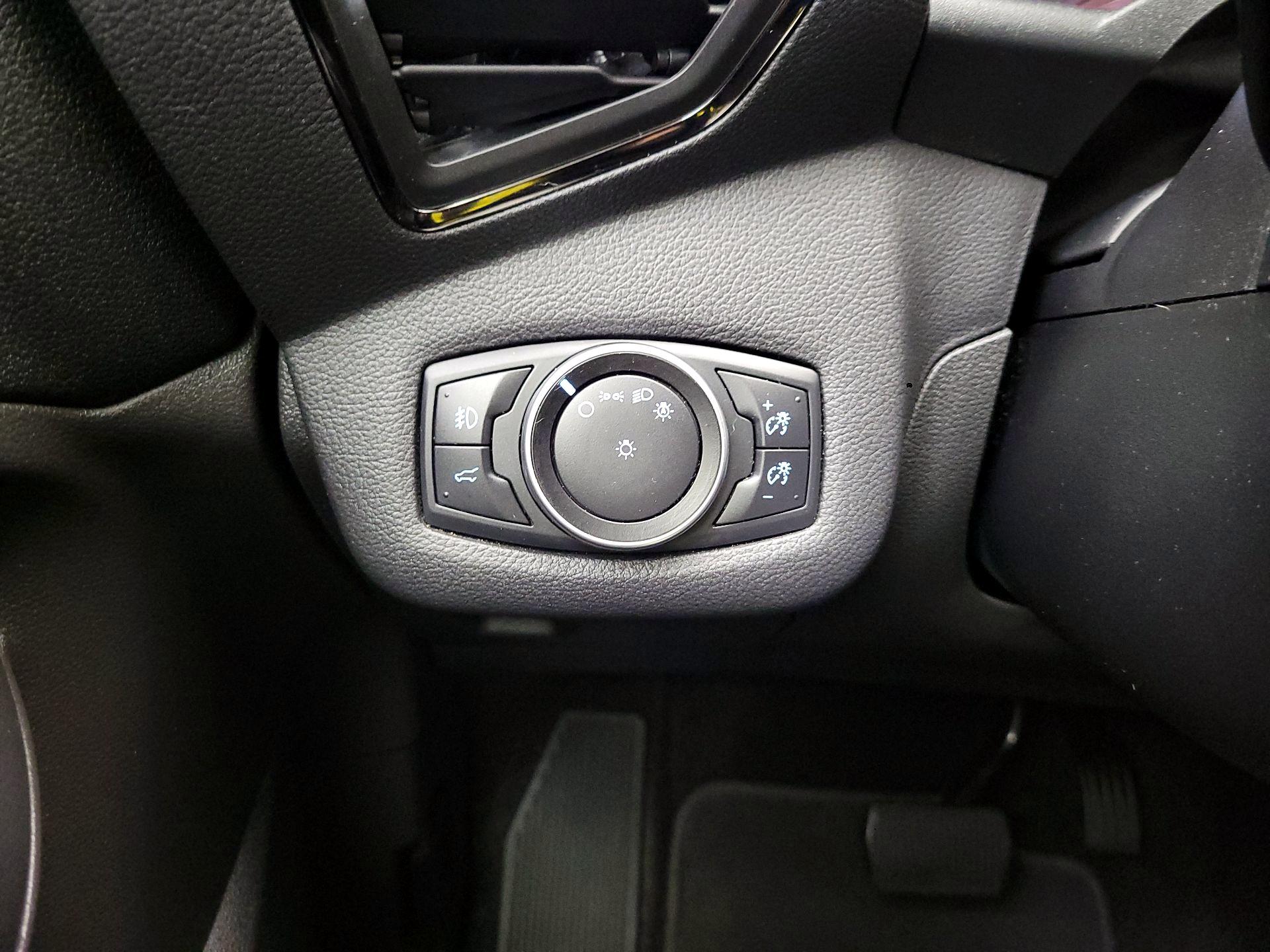 Thumbnail: 2017 Ford Escape - 13