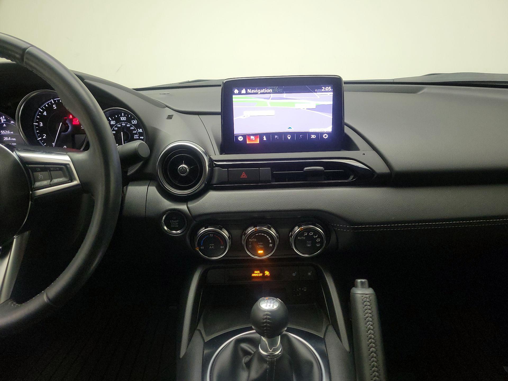 Thumbnail: 2021 Mazda MX-5 Miata - 9