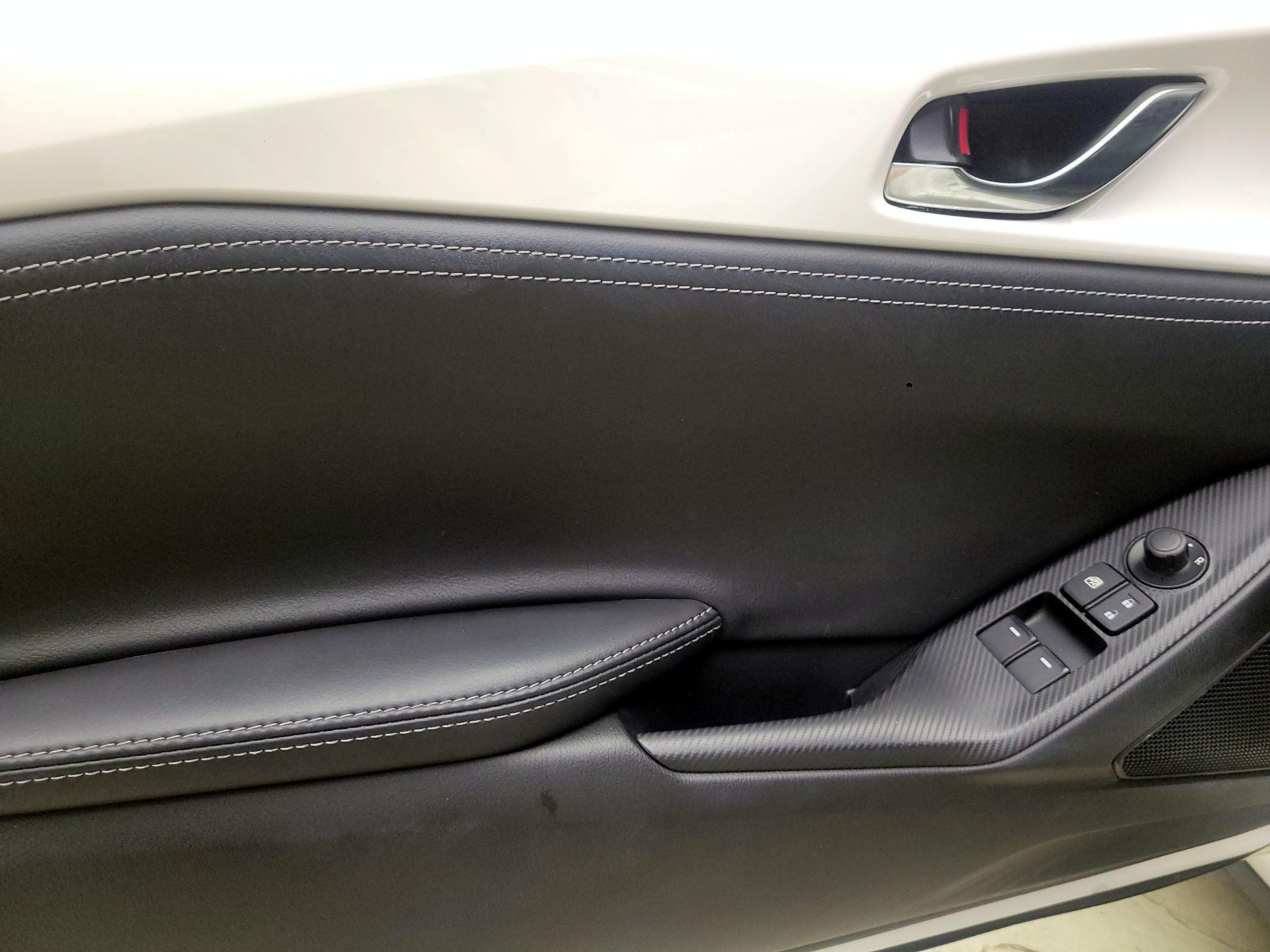 Thumbnail: 2021 Mazda MX-5 Miata - 12