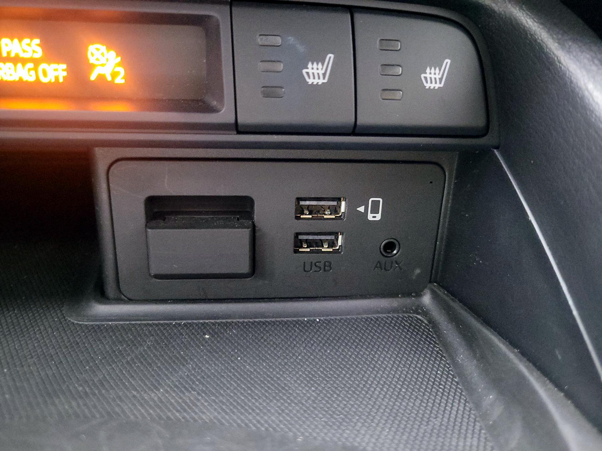 Thumbnail: 2021 Mazda MX-5 Miata - 19