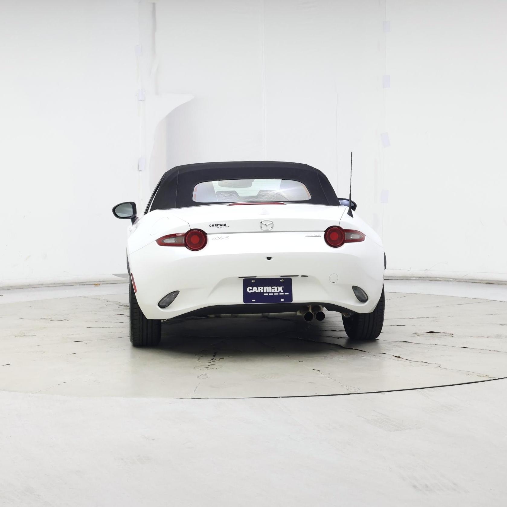 Thumbnail: 2021 Mazda MX-5 Miata - 6
