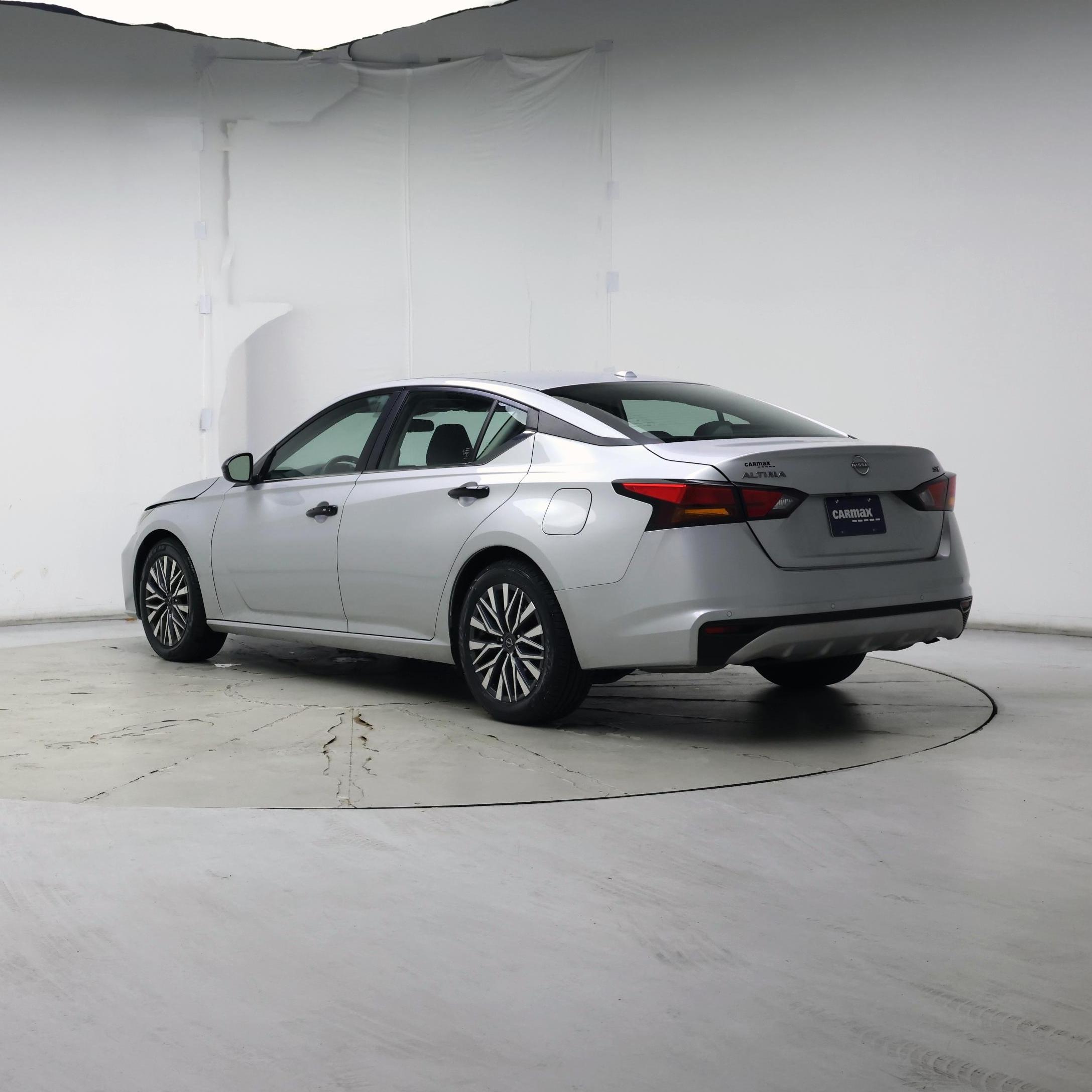 Thumbnail: 2023 Nissan Altima - 2
