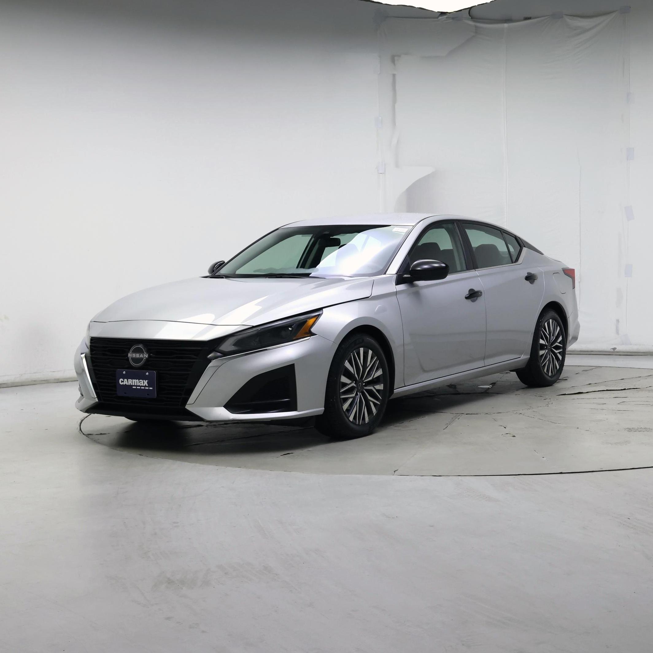 Thumbnail: 2023 Nissan Altima - 4