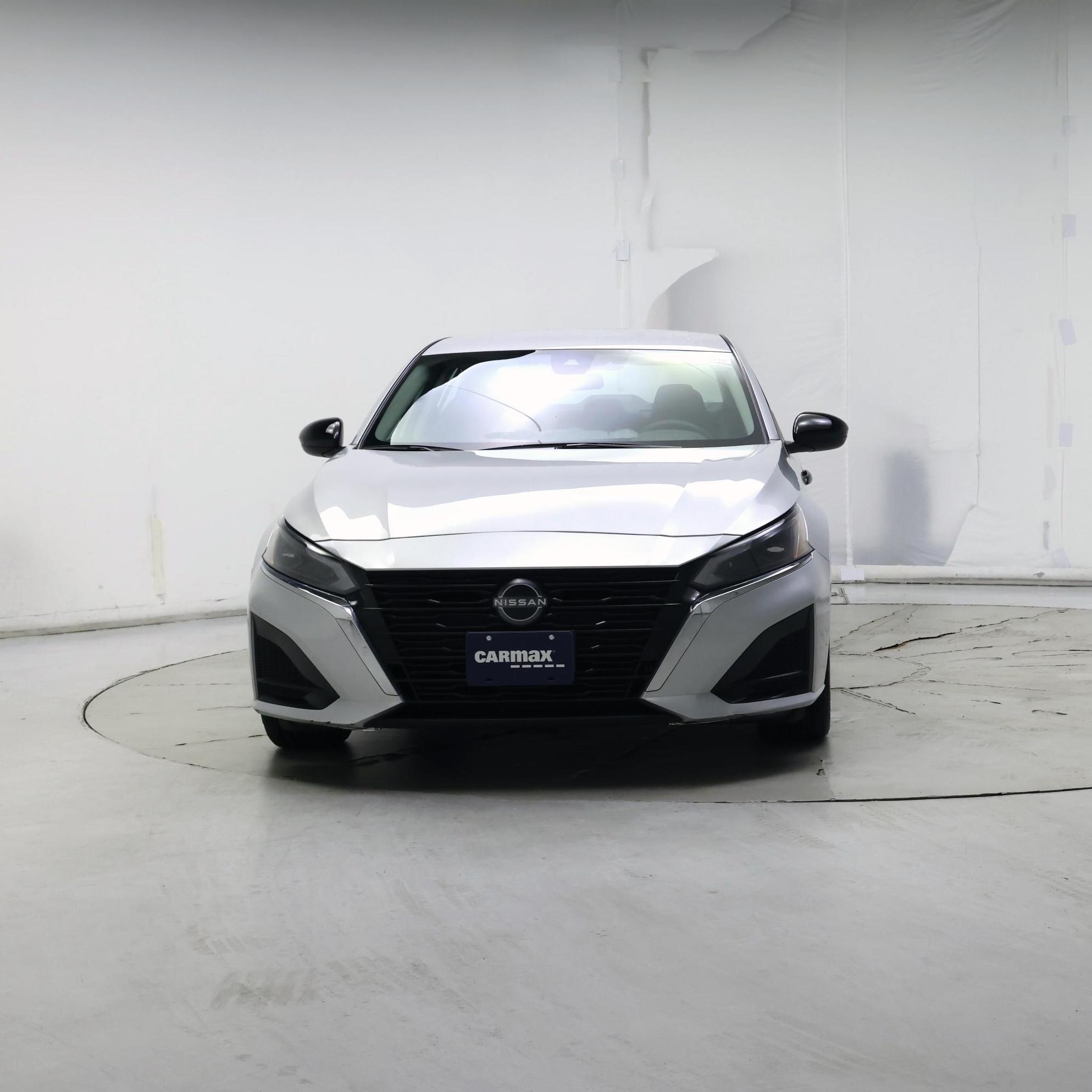 Thumbnail: 2023 Nissan Altima - 5
