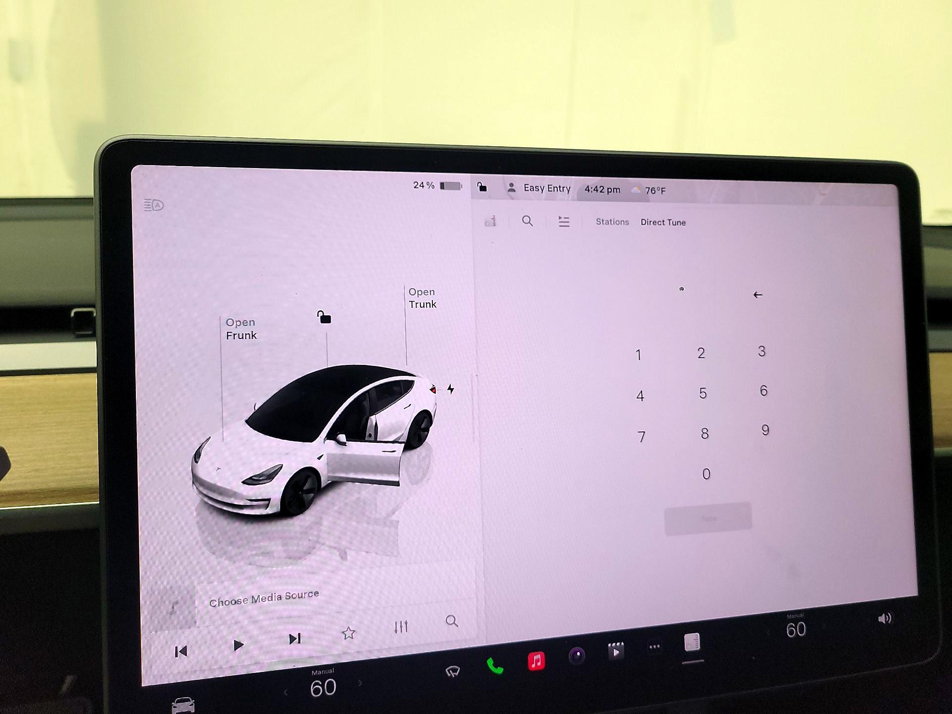 Thumbnail: 2023 Tesla Model 3 - 14