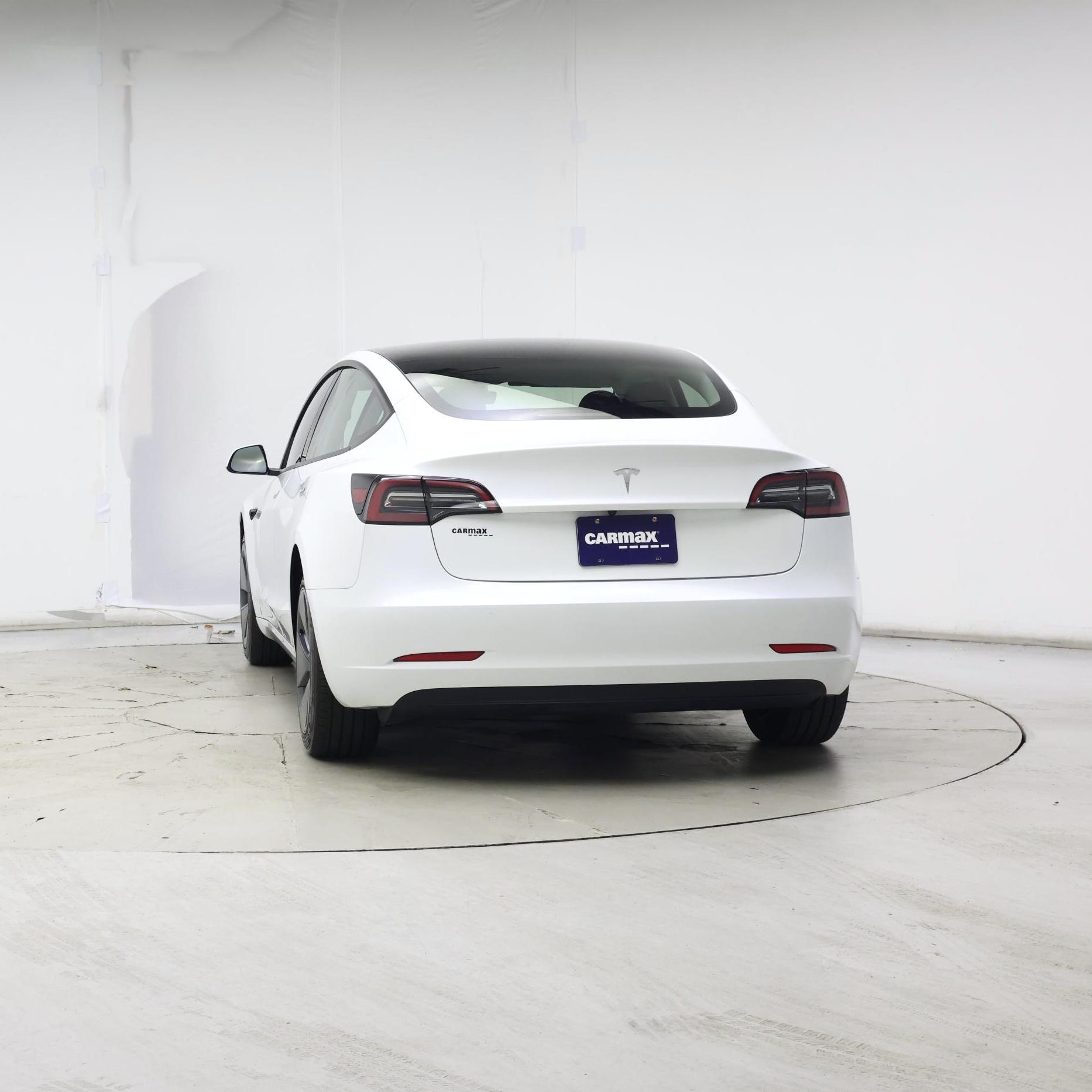 Thumbnail: 2023 Tesla Model 3 - 6