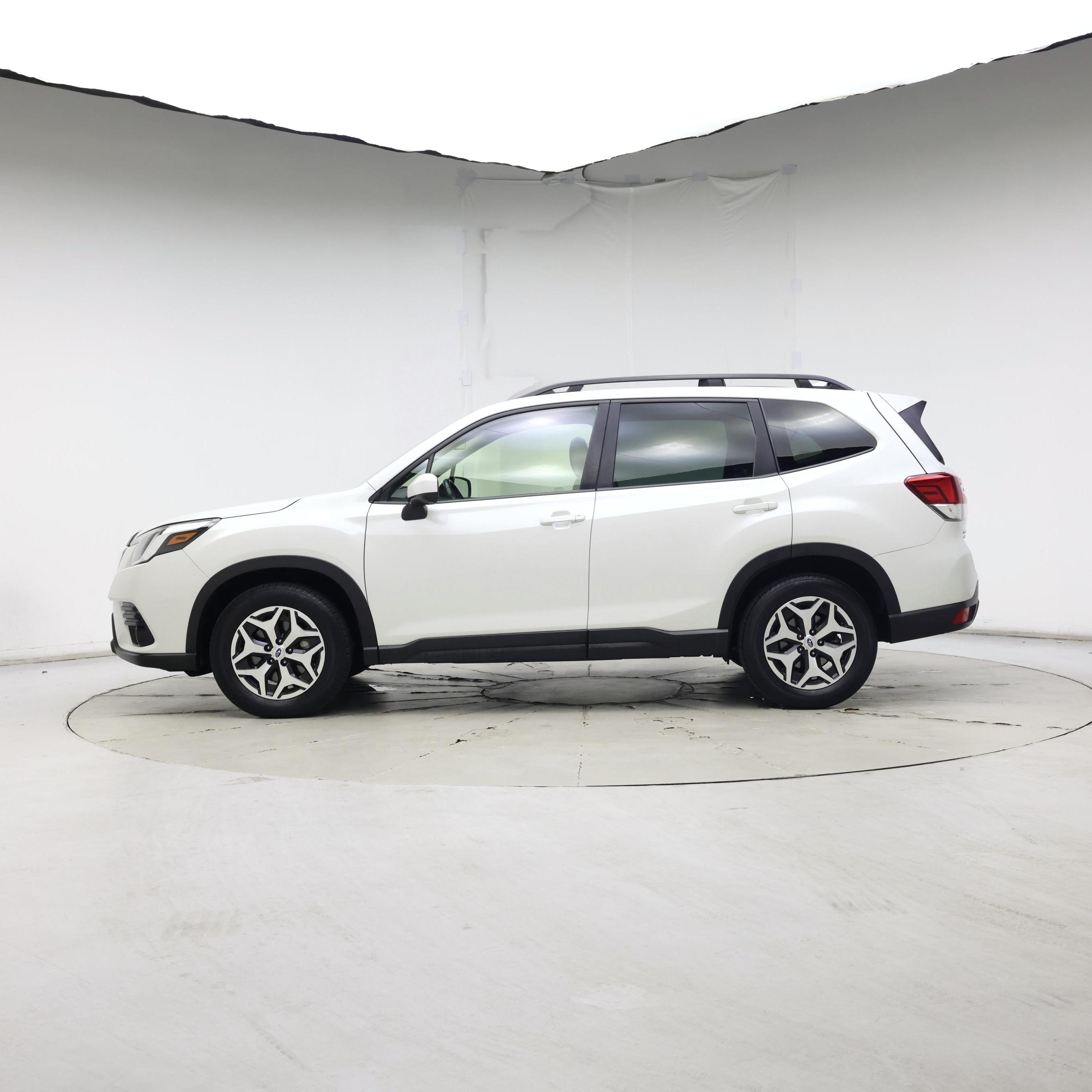 Thumbnail: 2023 Subaru Forester - 3