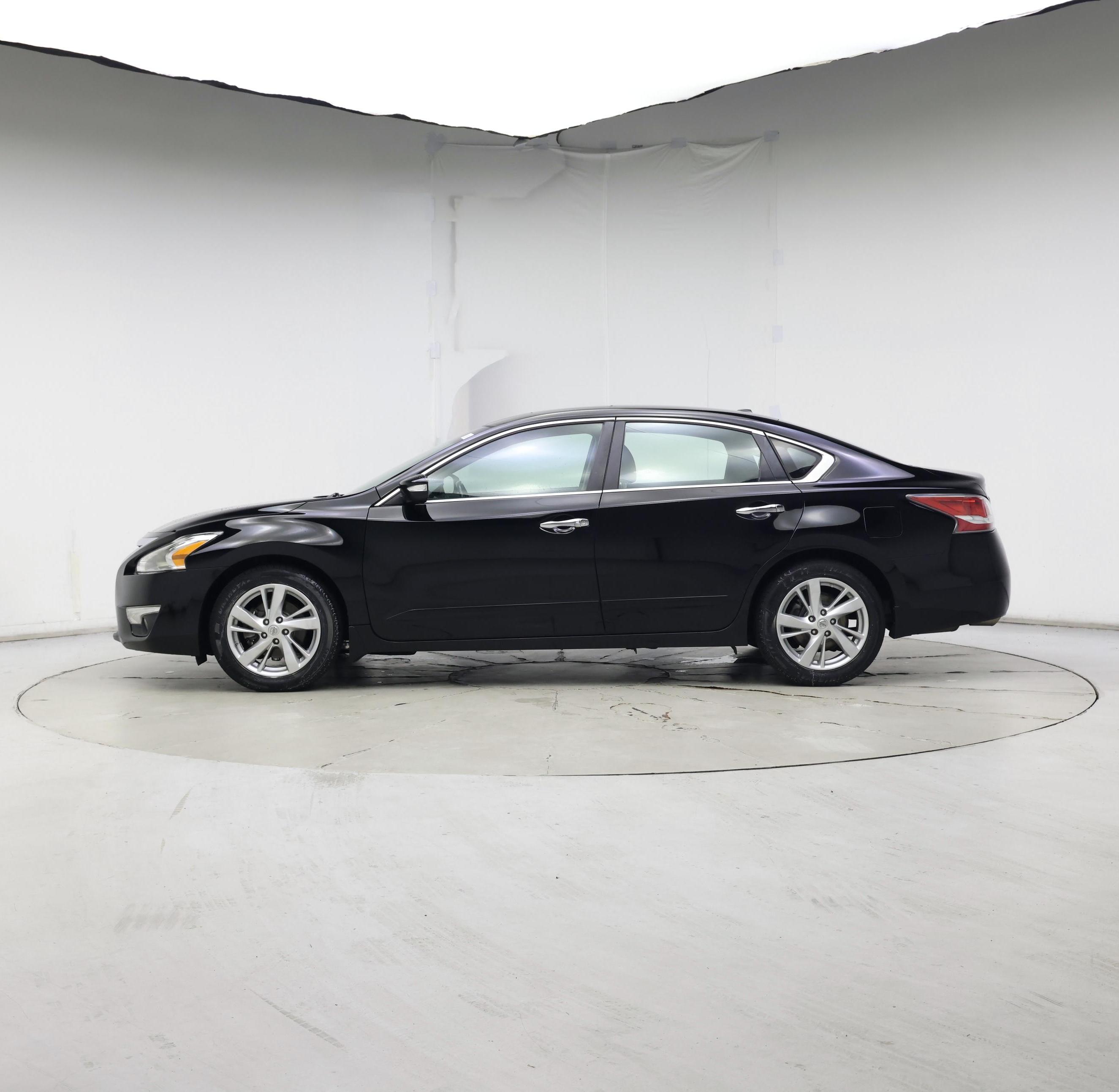 Thumbnail: 2015 Nissan Altima - 3