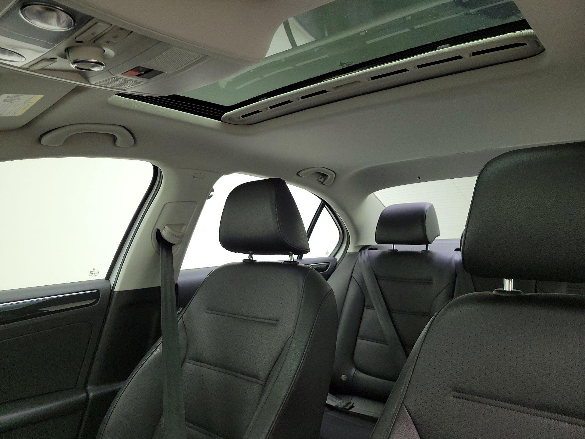 Thumbnail: 2017 Volkswagen Jetta - 20