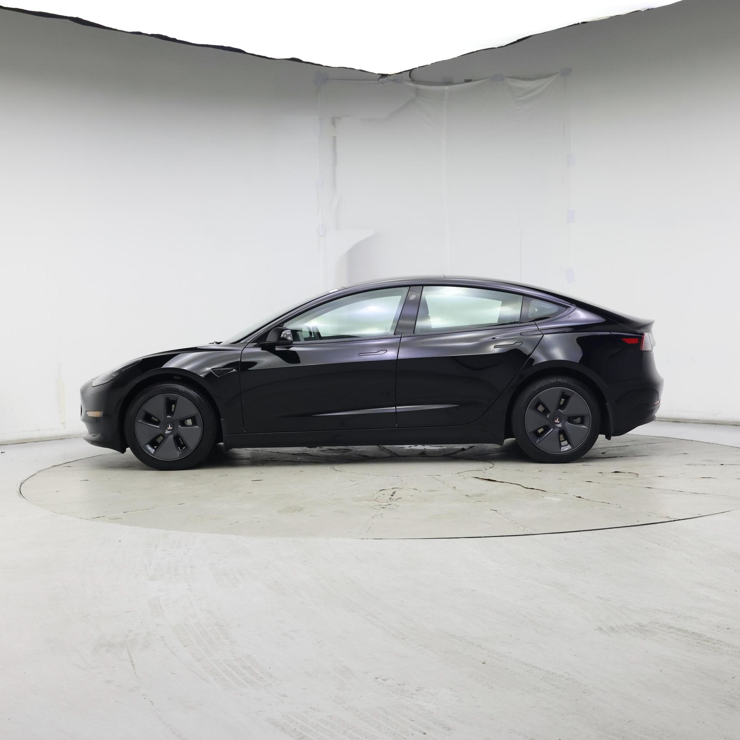 Thumbnail: 2023 Tesla Model 3 - 3
