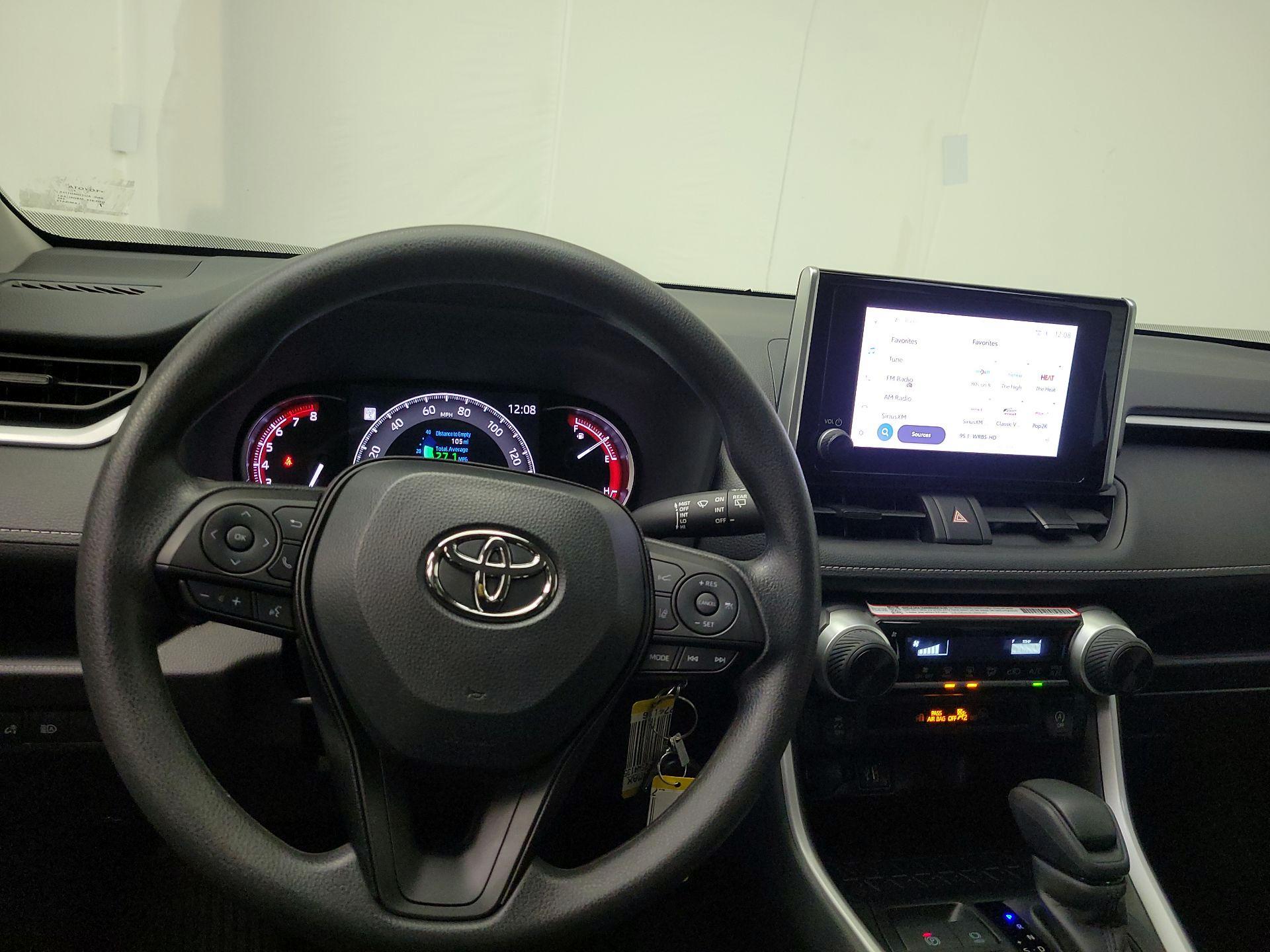Thumbnail: 2025 Toyota RAV4 - 10