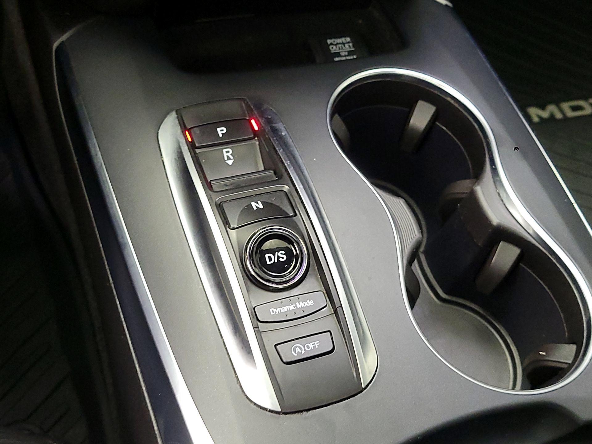 Thumbnail: 2020 Acura MDX - 18