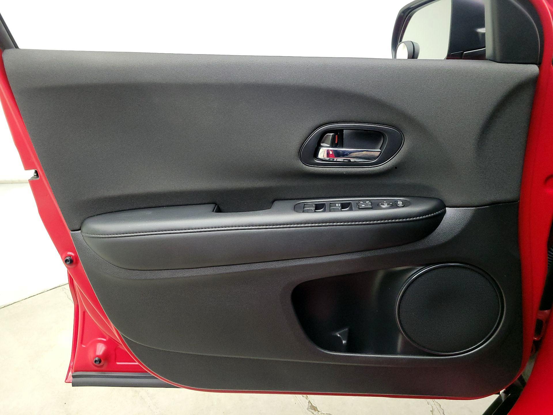 Thumbnail: 2022 Honda HR-V - 12