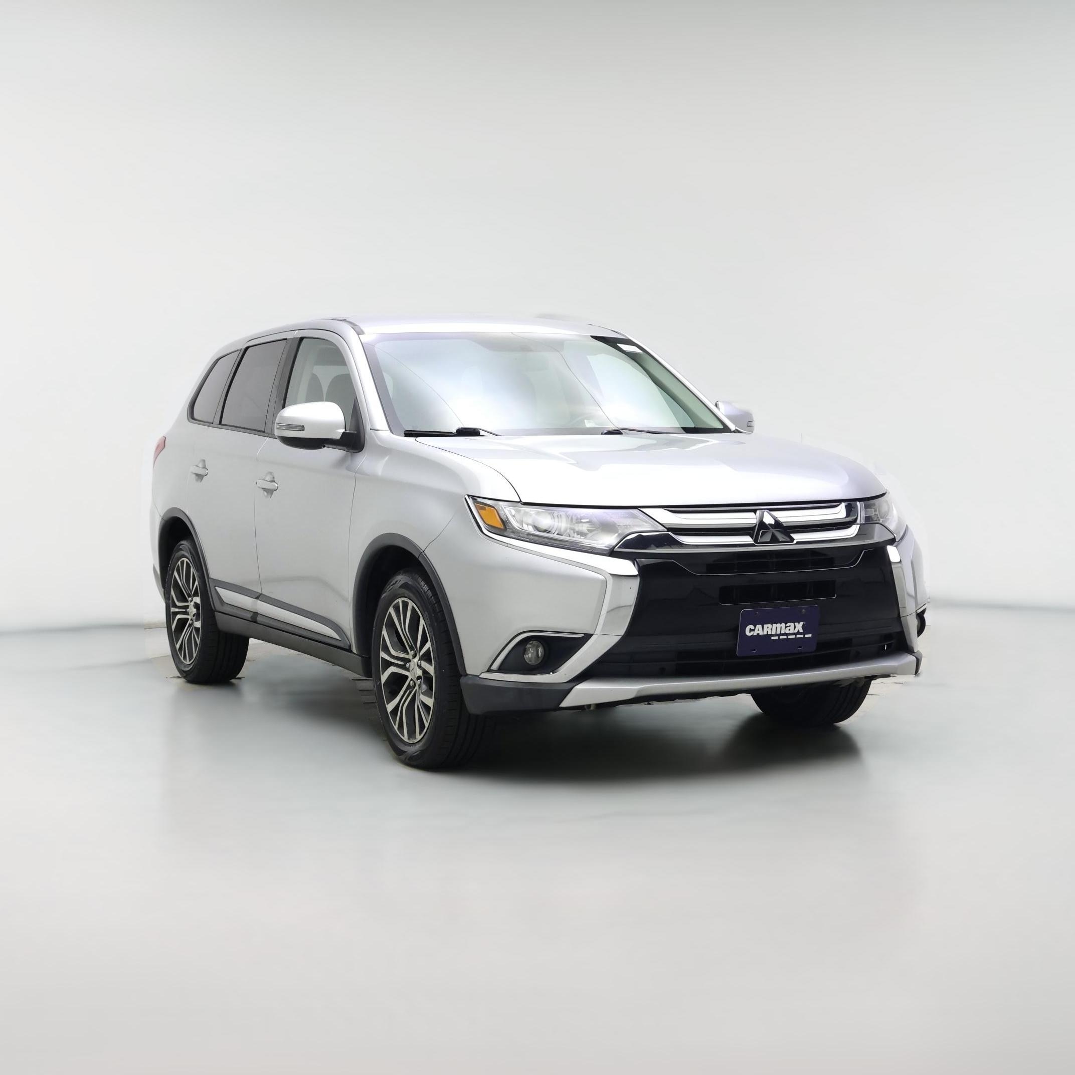 Thumbnail: 2018 Mitsubishi Outlander - 1