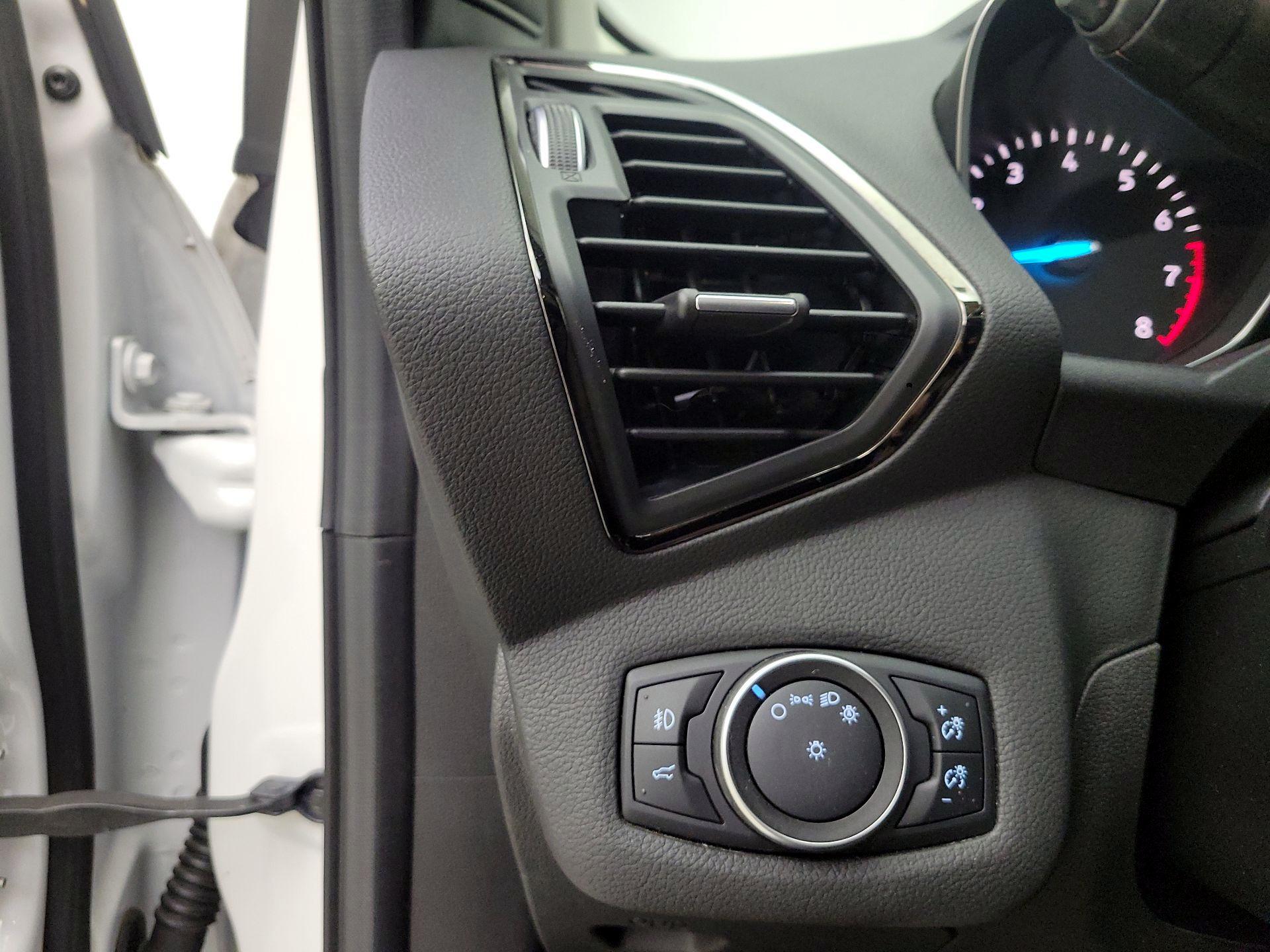 Thumbnail: 2017 Ford Escape - 13