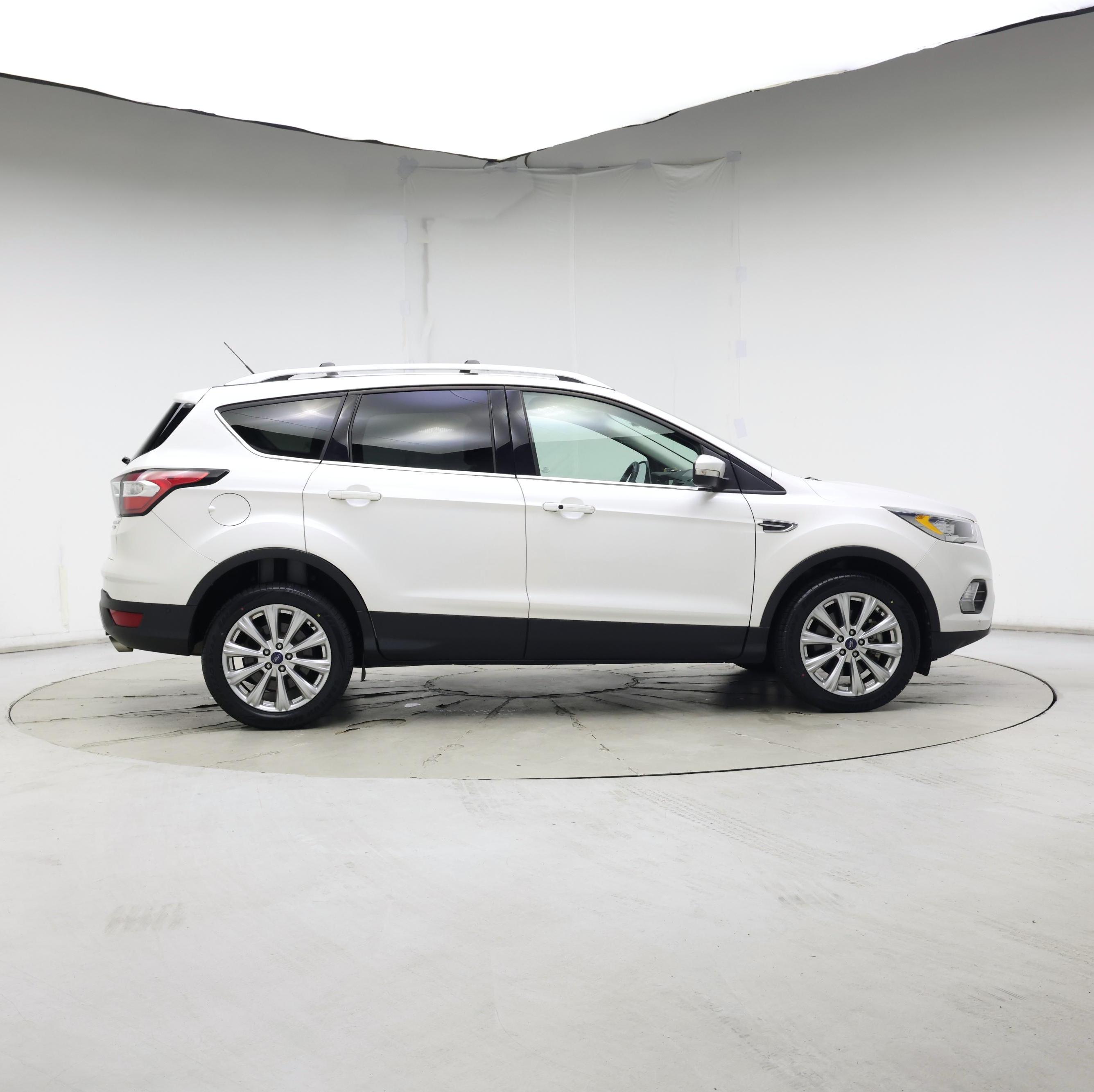 Thumbnail: 2017 Ford Escape - 7