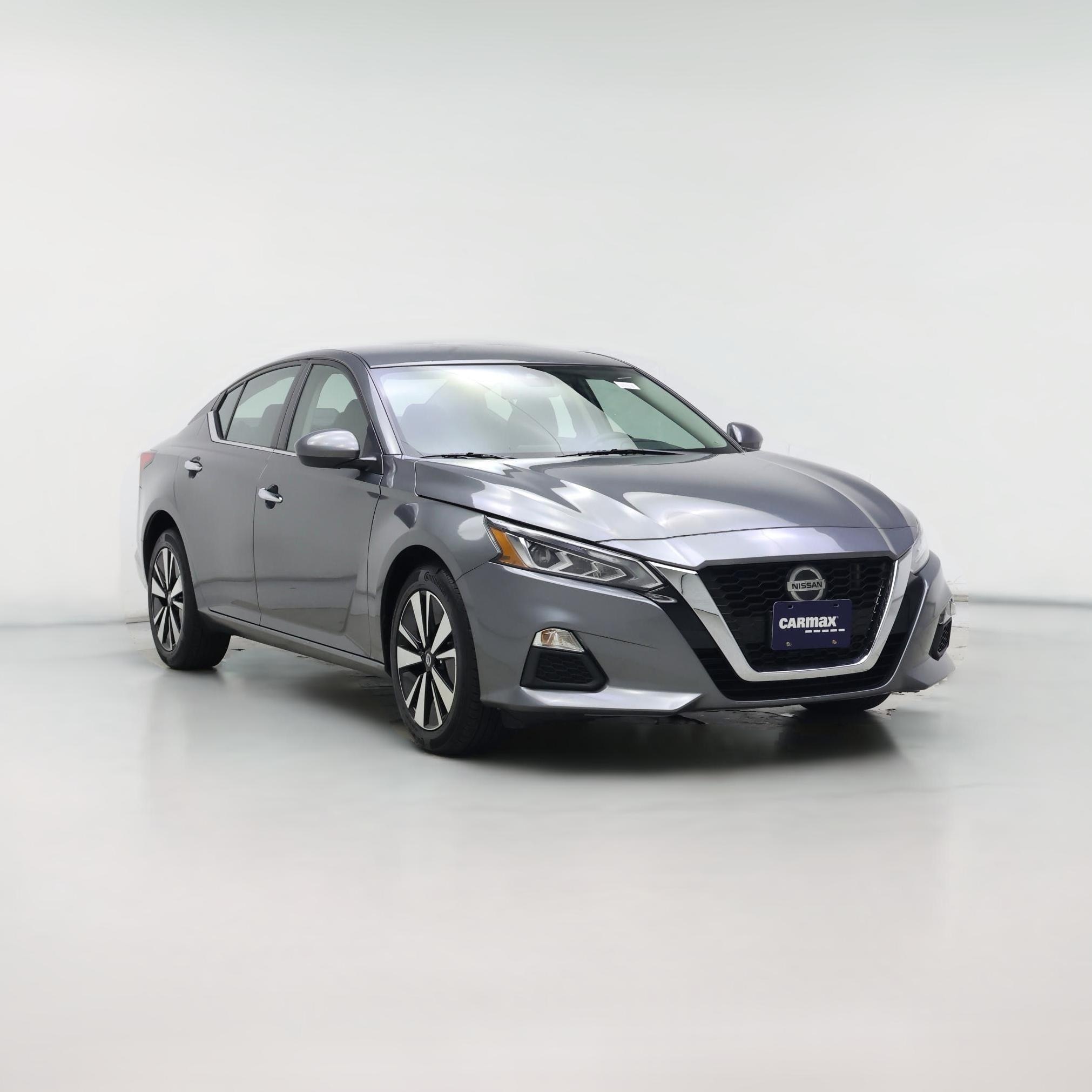 Thumbnail: 2022 Nissan Altima - 1