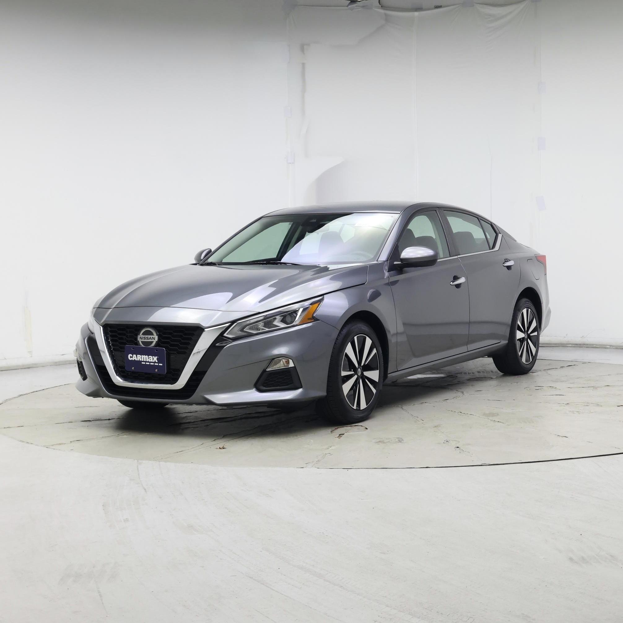 Thumbnail: 2022 Nissan Altima - 4