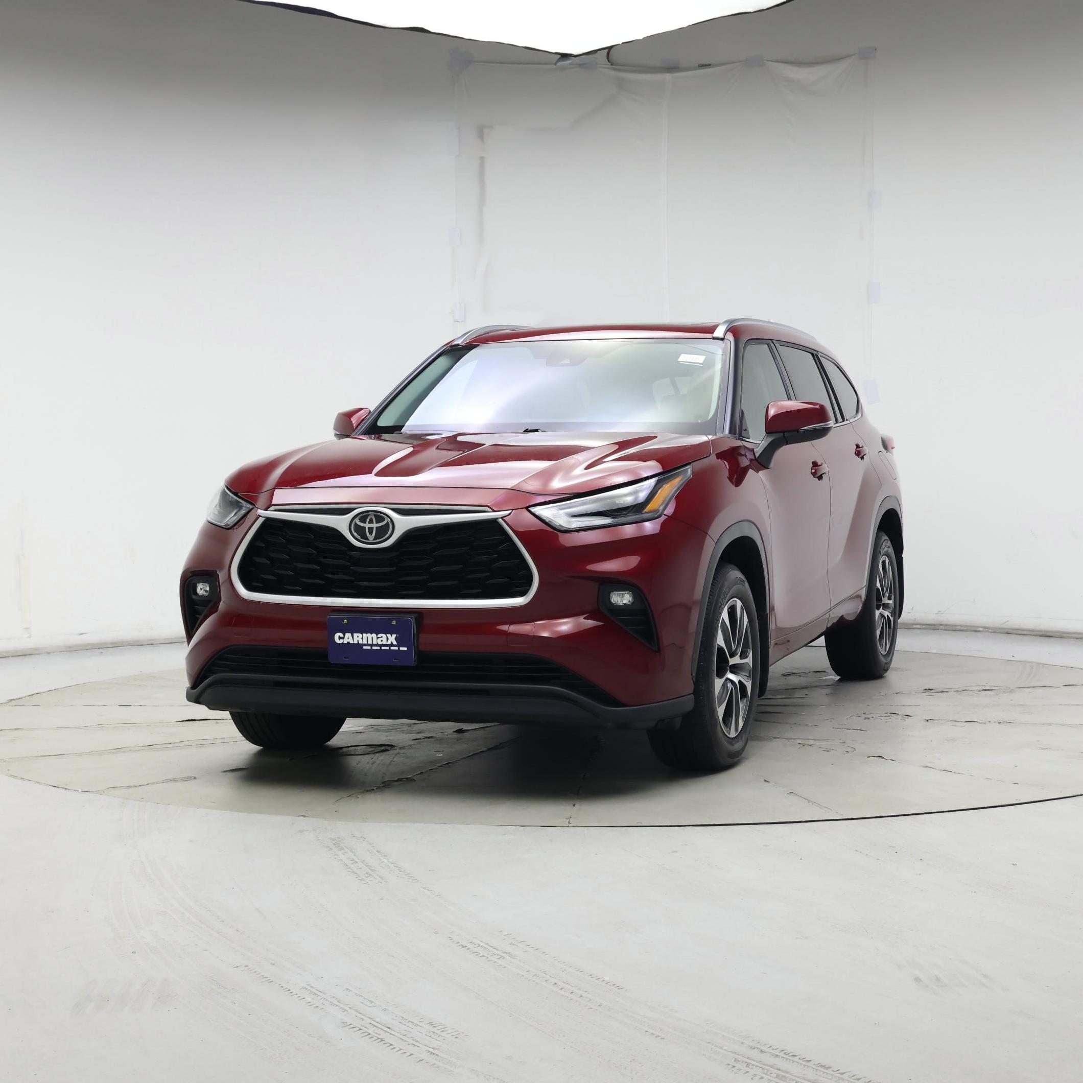 Thumbnail: 2021 Toyota Highlander - 4