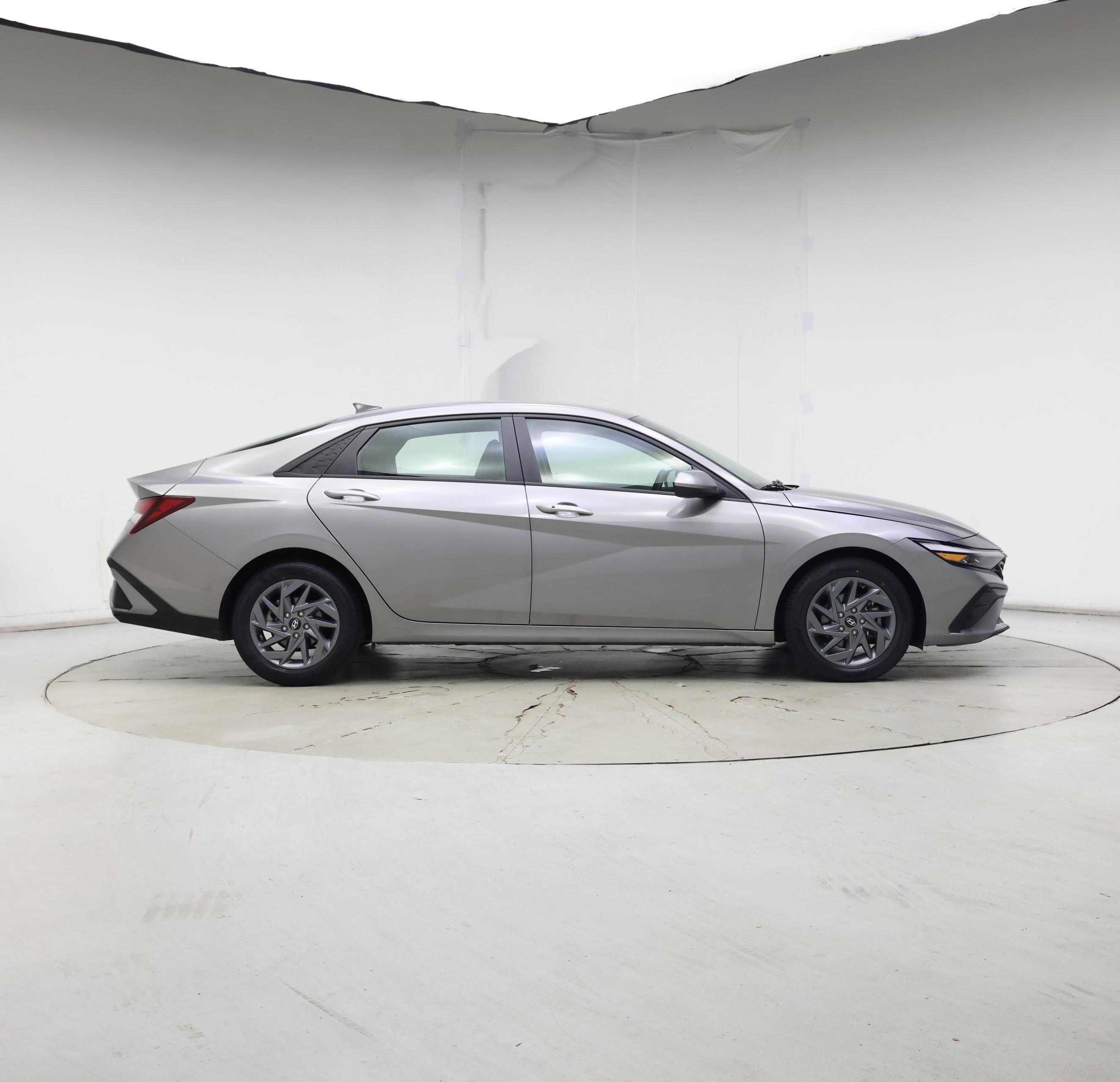 Thumbnail: 2024 Hyundai Elantra - 7