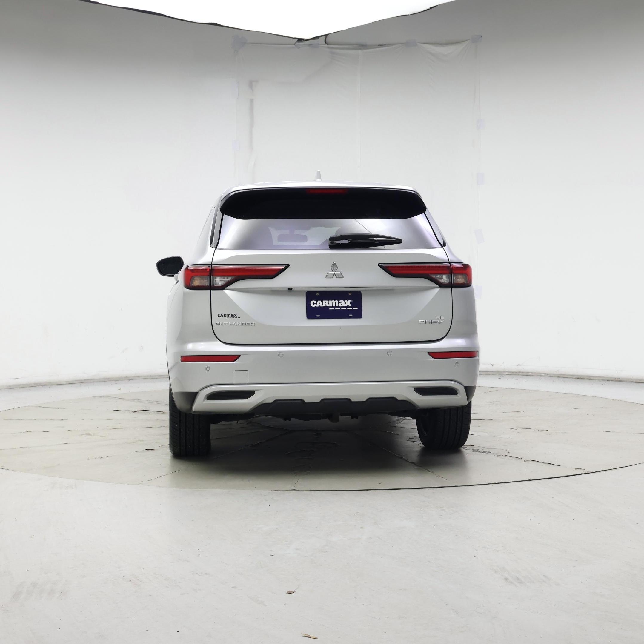 Thumbnail: 2023 Mitsubishi Outlander - 6