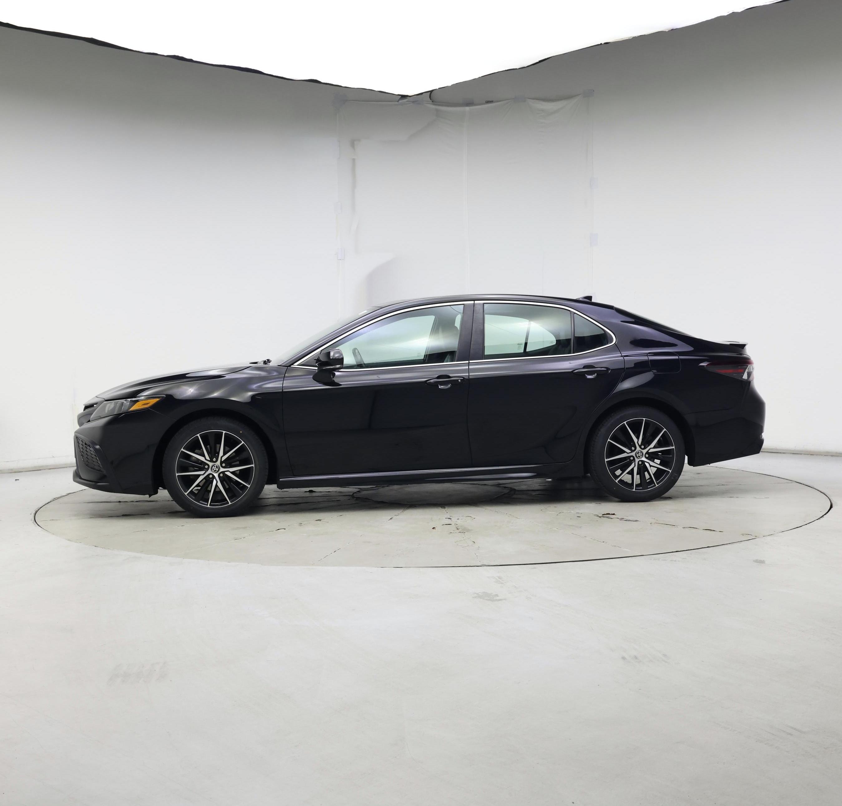 Thumbnail: 2023 Toyota Camry - 3