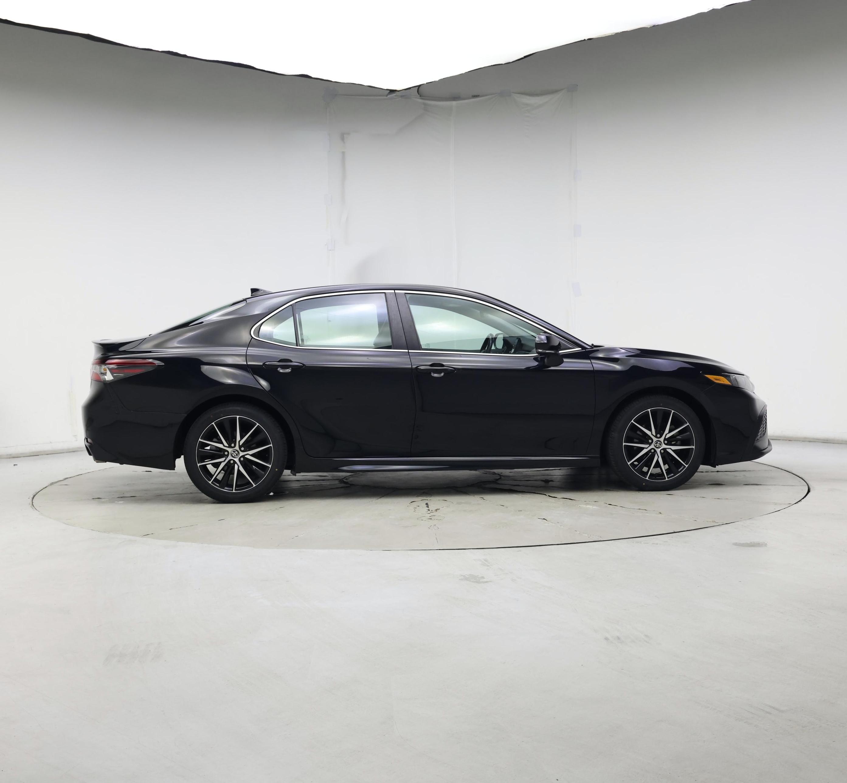 Thumbnail: 2023 Toyota Camry - 7