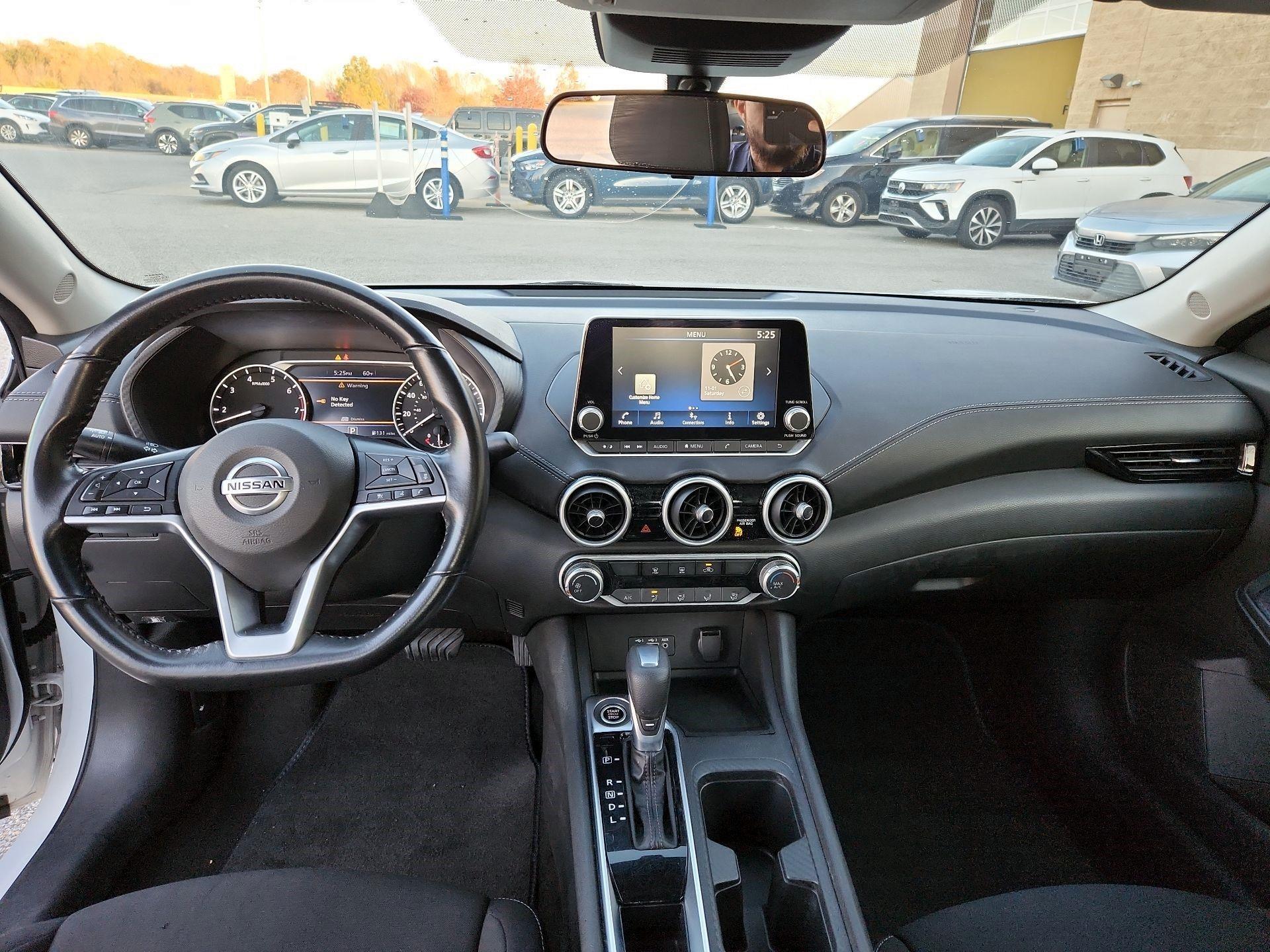 Thumbnail: 2022 Nissan Sentra - 8