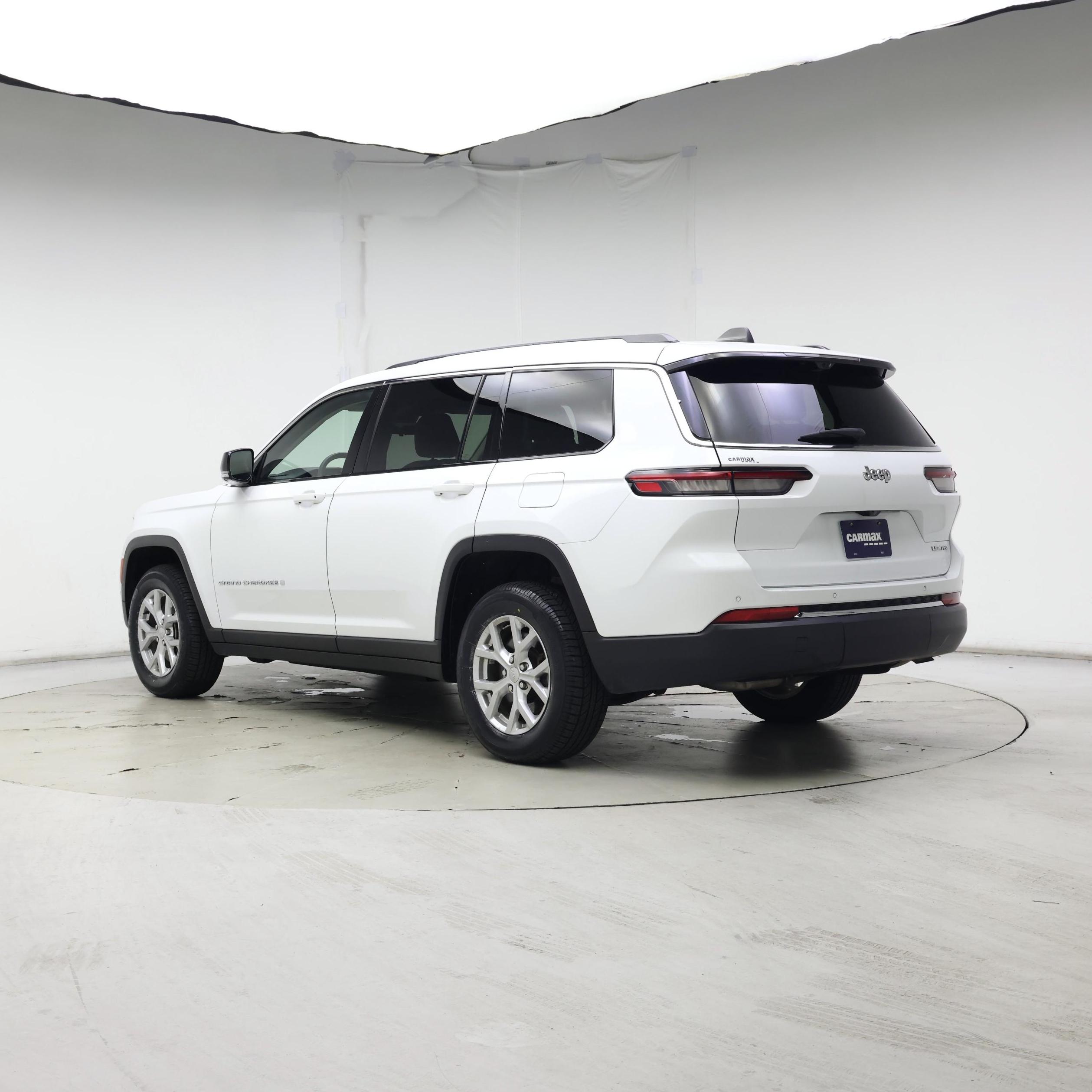 Thumbnail: 2023 Jeep Grand Cherokee L - 2