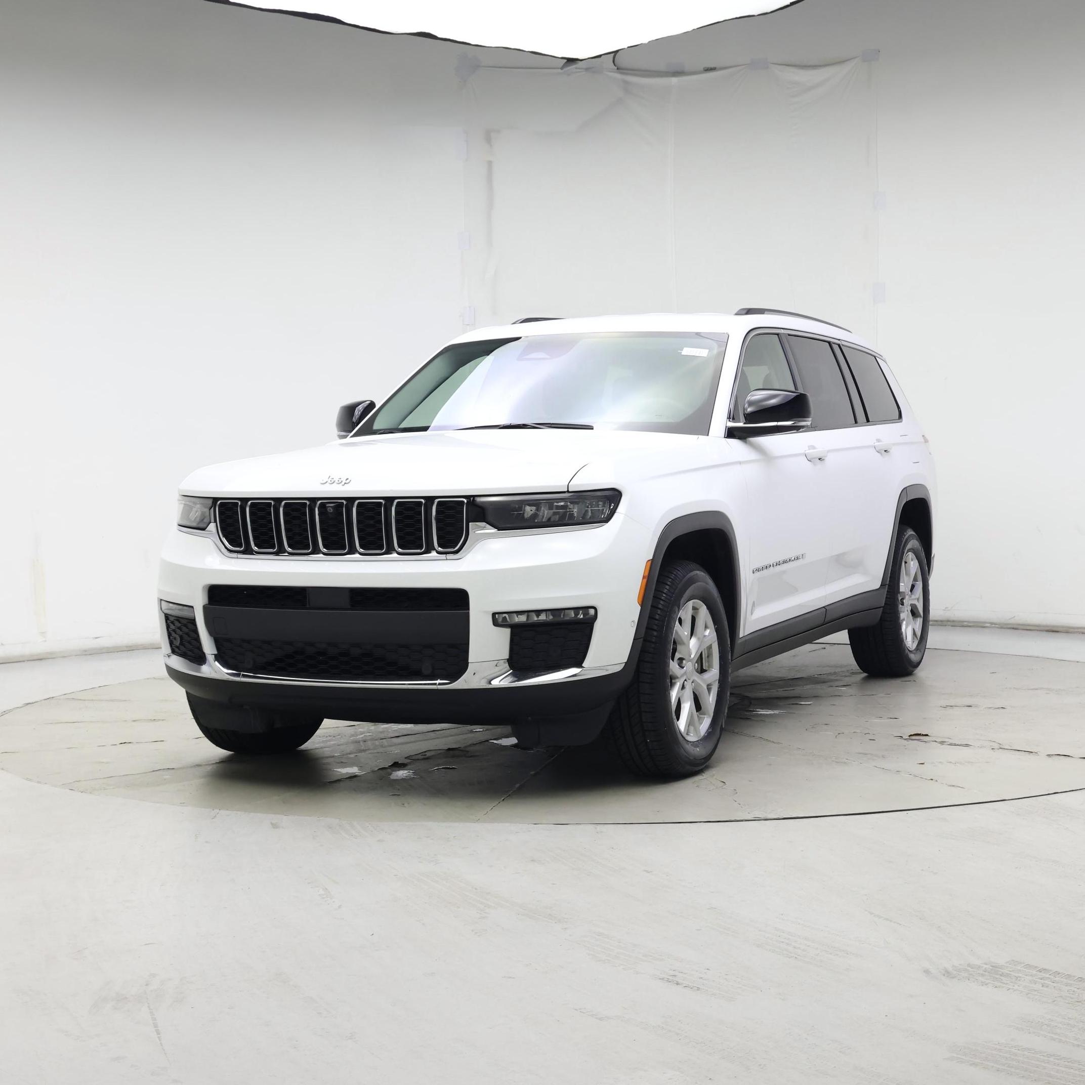 Thumbnail: 2023 Jeep Grand Cherokee L - 4