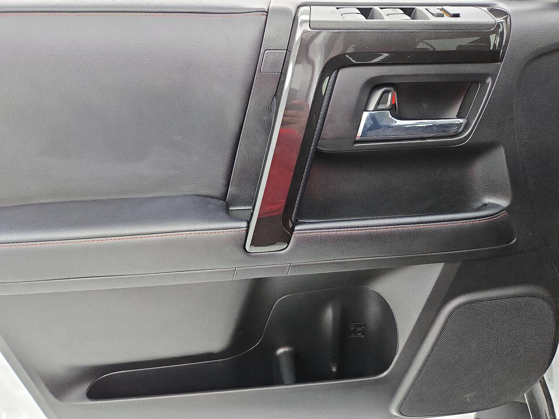 Thumbnail: 2024 Toyota 4Runner - 12