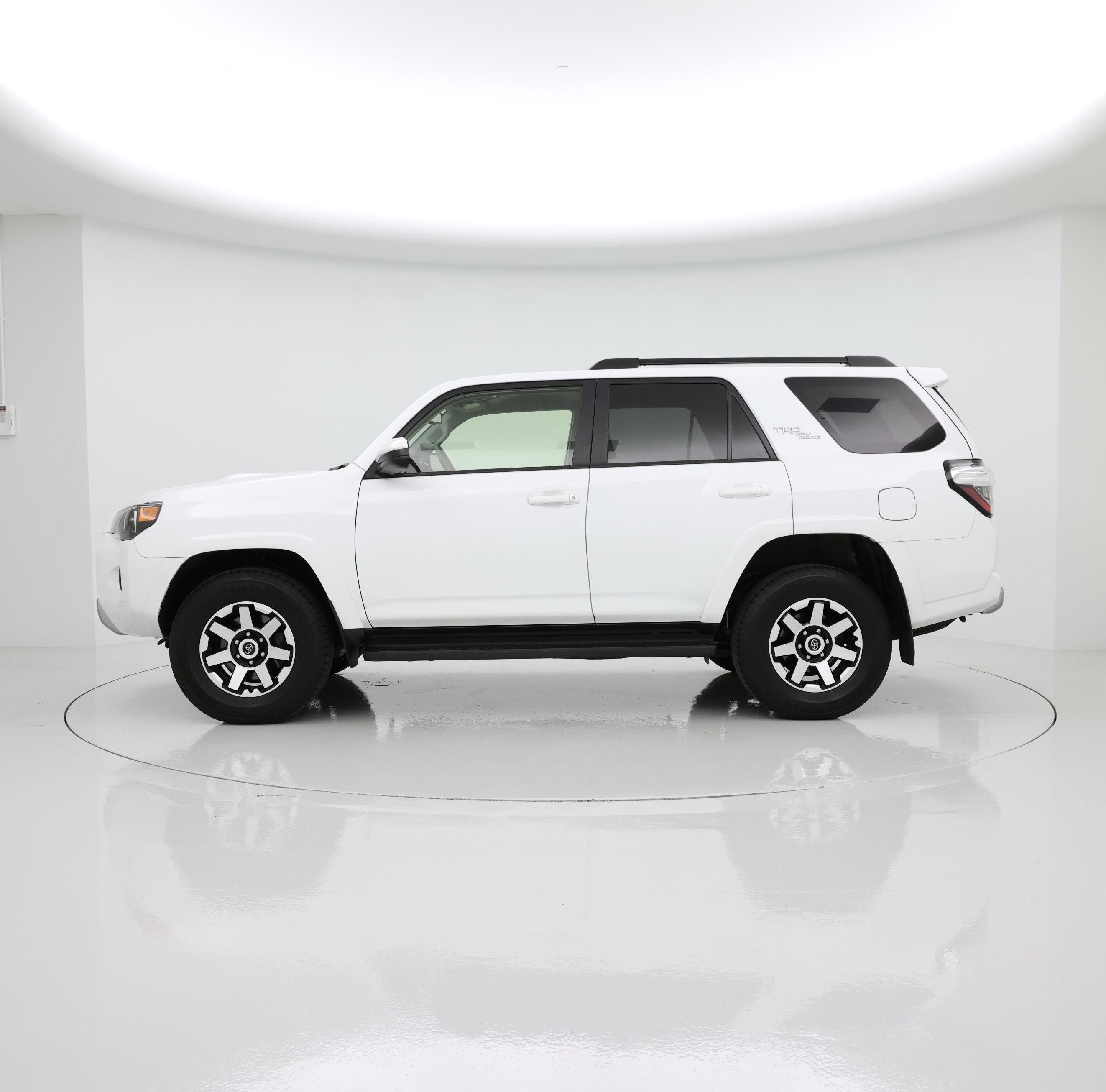 Thumbnail: 2024 Toyota 4Runner - 3