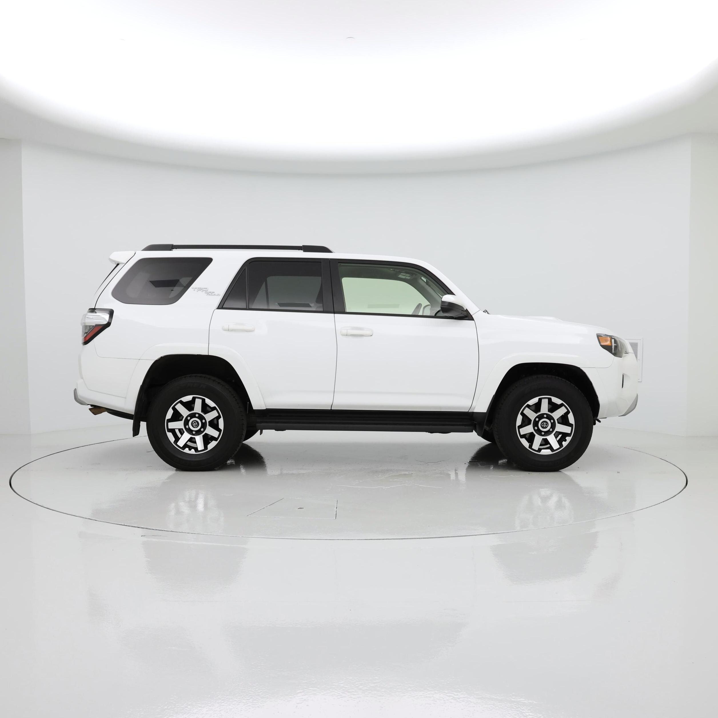Thumbnail: 2024 Toyota 4Runner - 7
