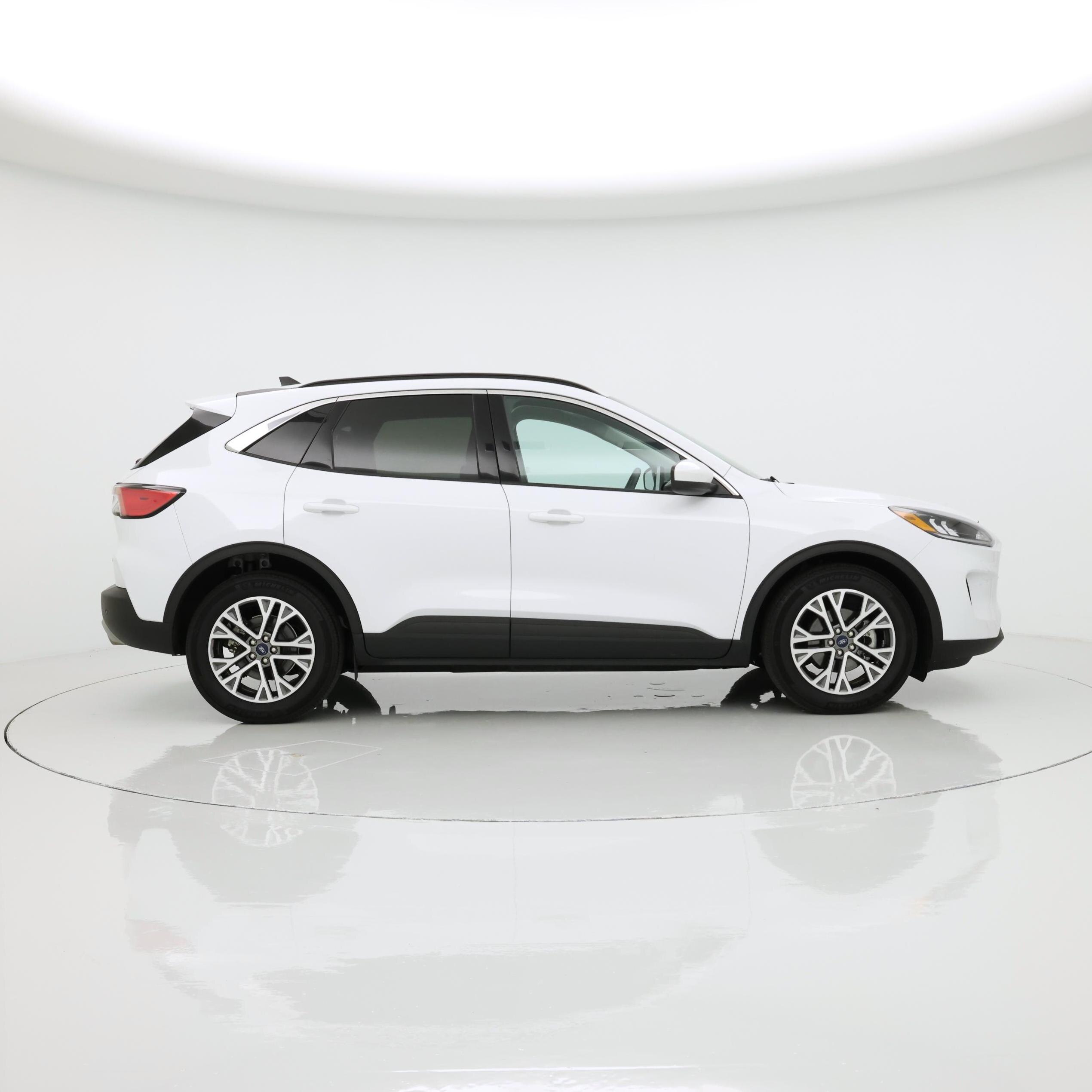 Thumbnail: 2021 Ford Escape - 7