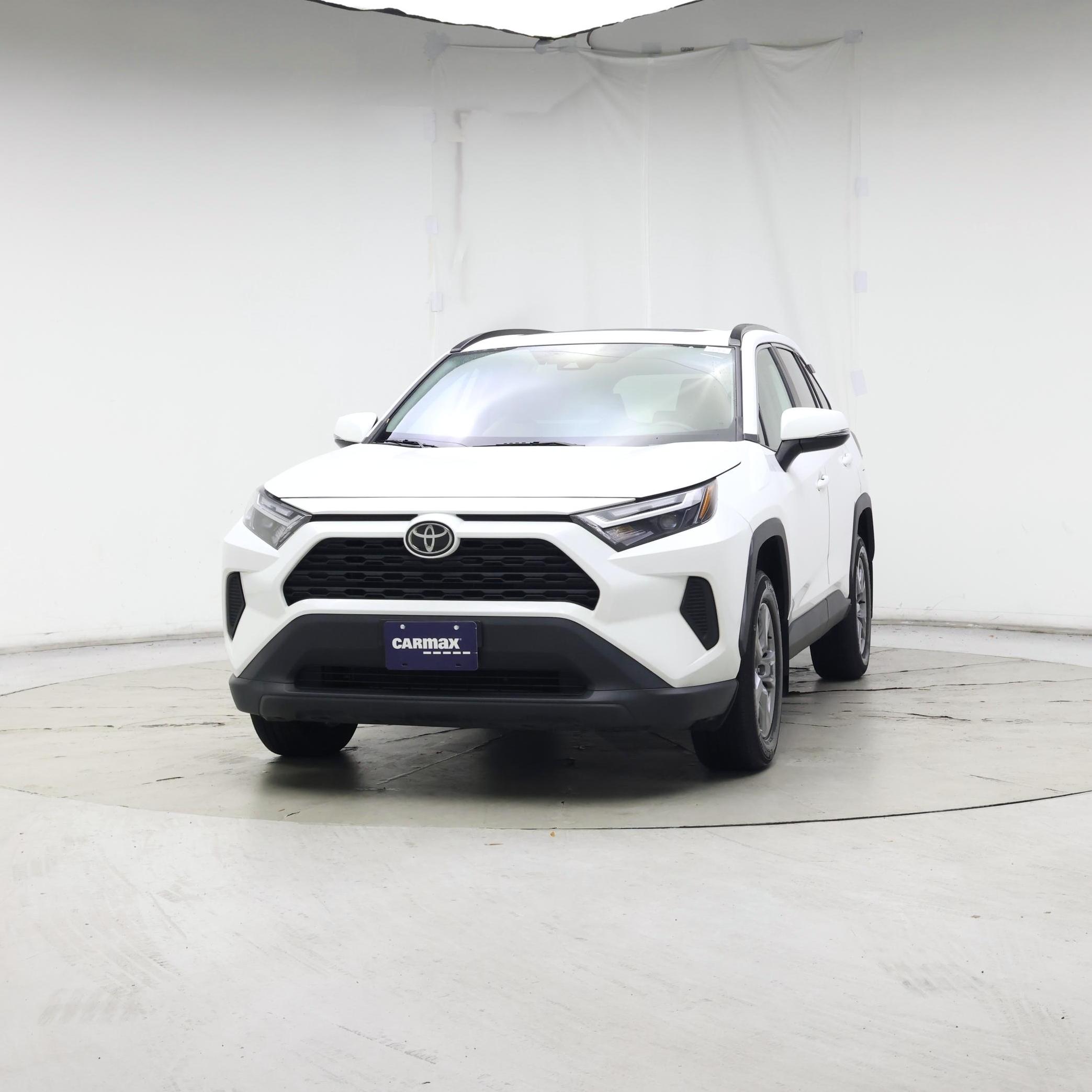 Thumbnail: 2022 Toyota RAV4 - 4