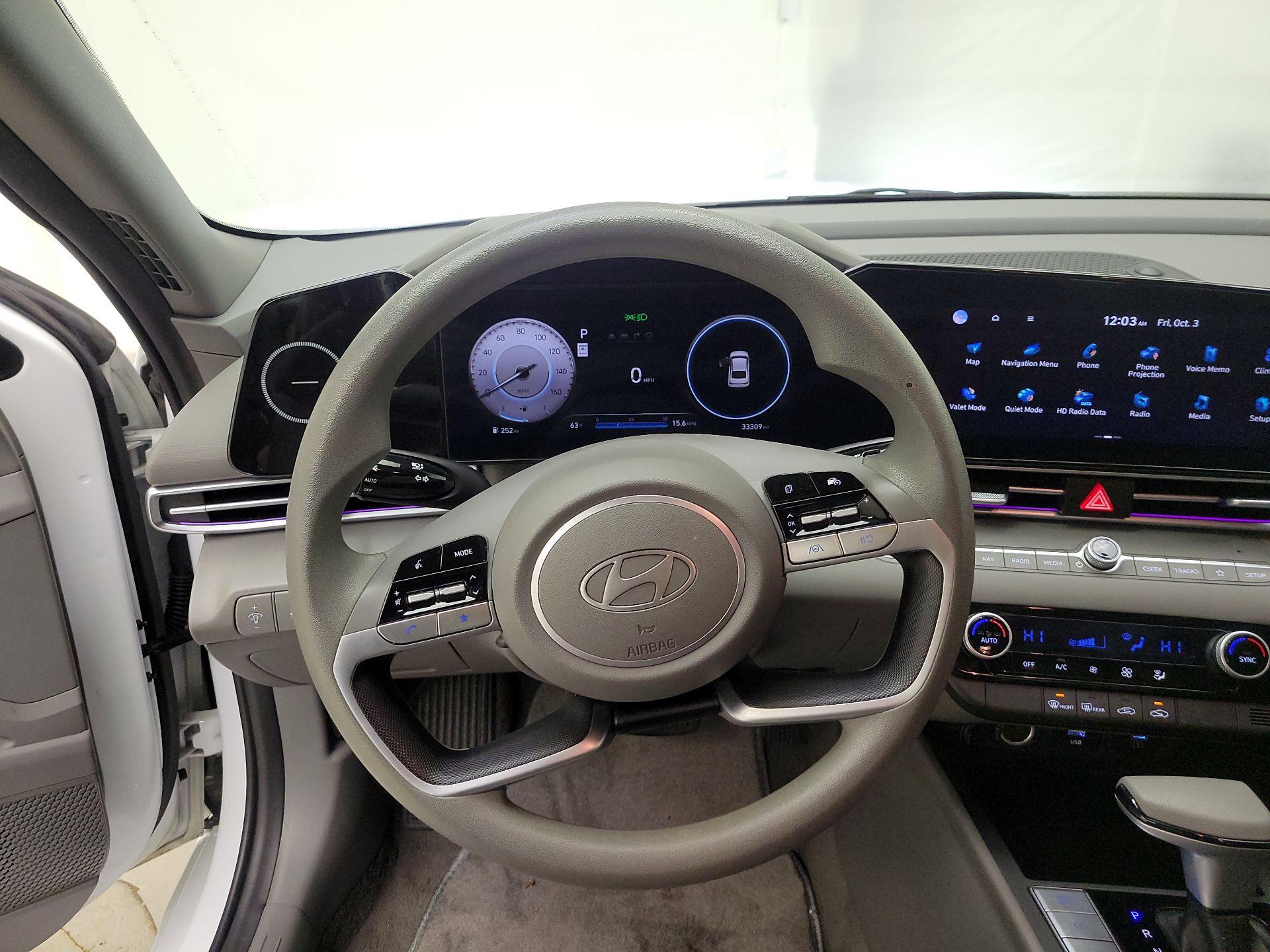 Thumbnail: 2024 Hyundai Elantra - 10