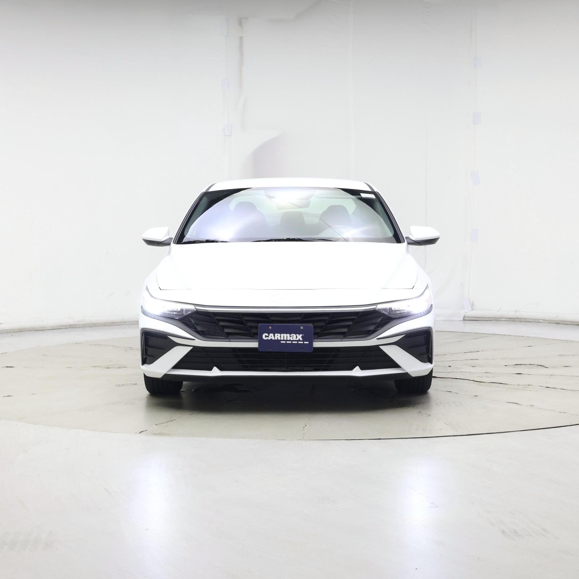 Thumbnail: 2024 Hyundai Elantra - 5