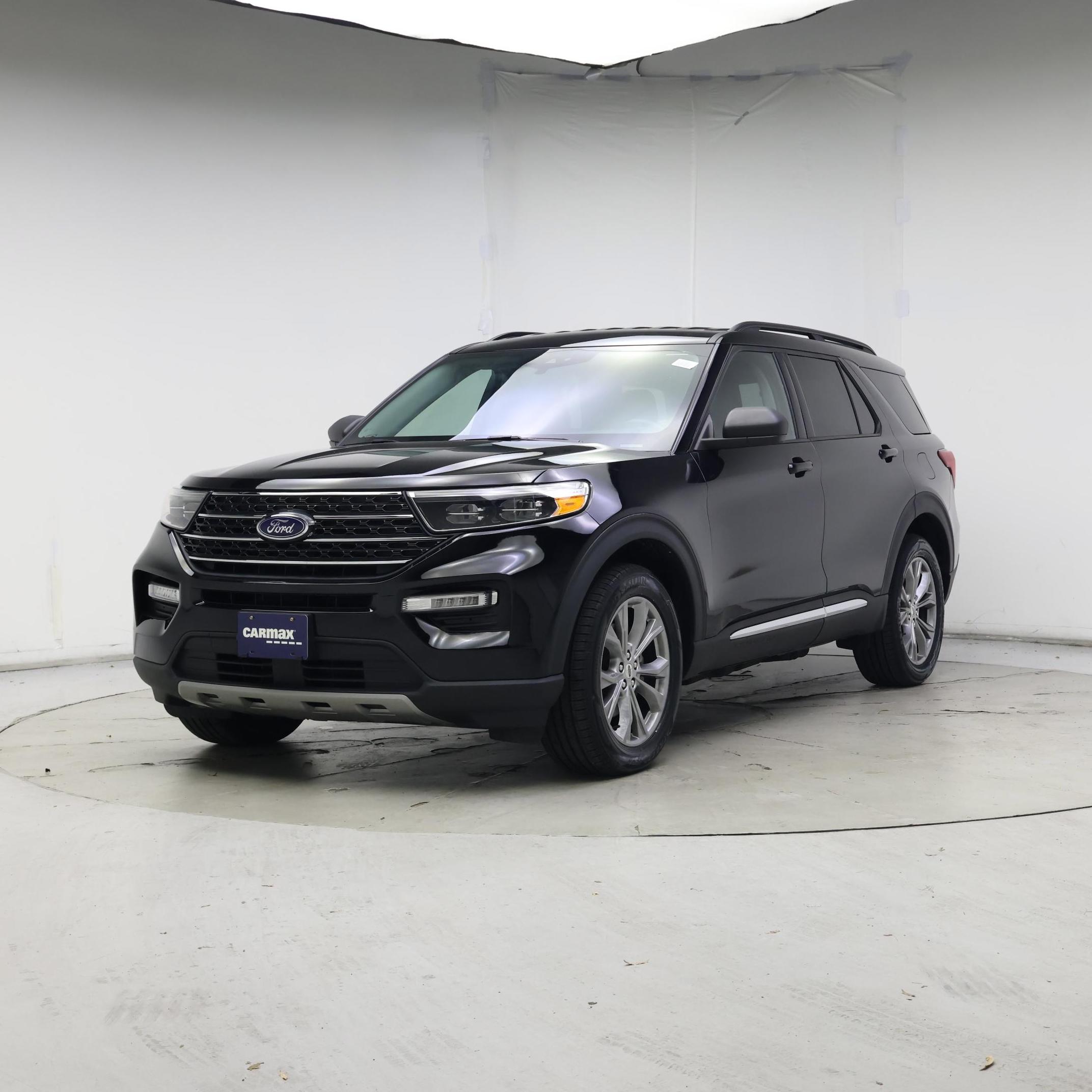 Thumbnail: 2022 Ford Explorer - 4