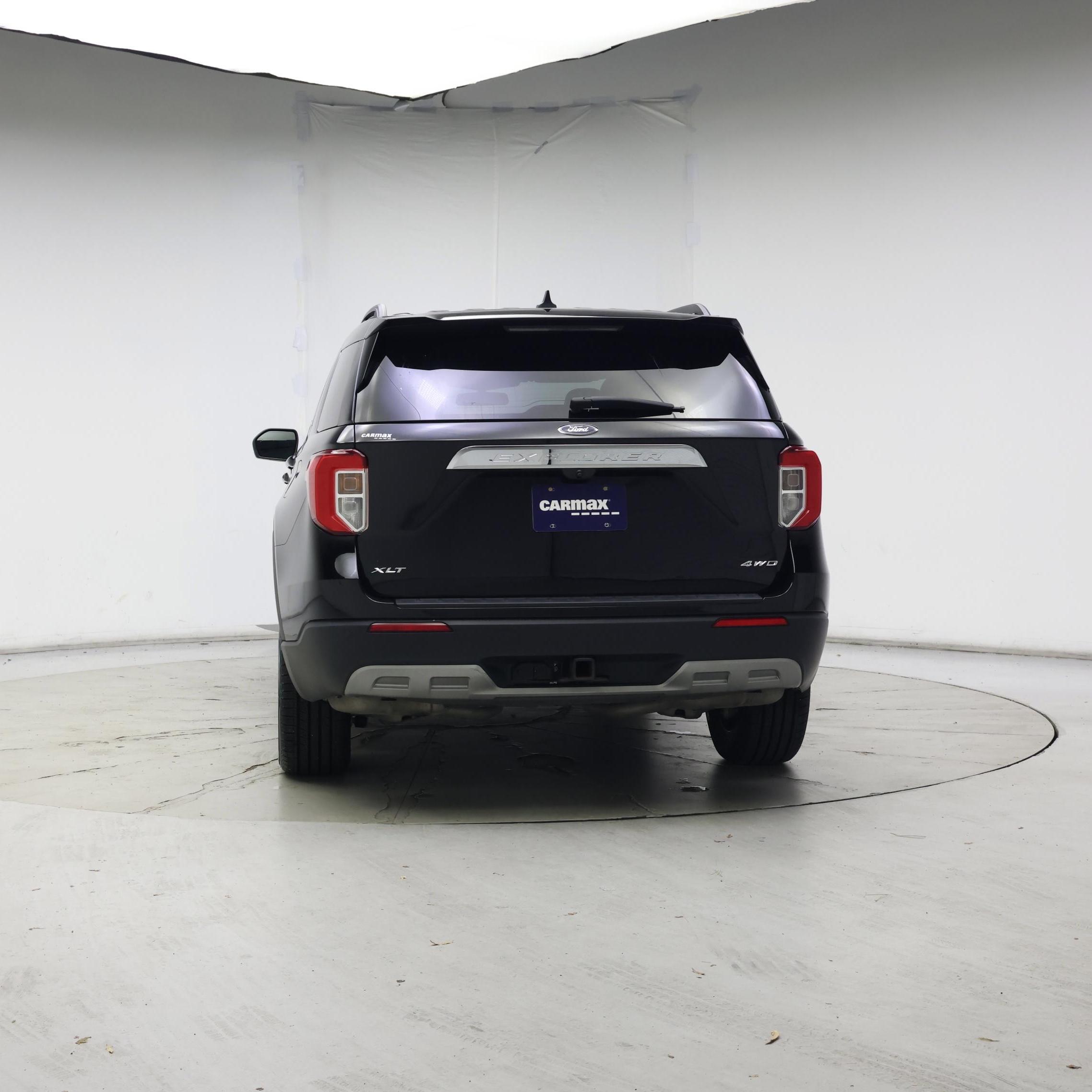 Thumbnail: 2022 Ford Explorer - 6