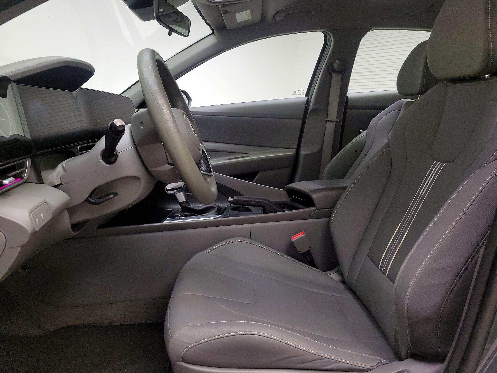 Thumbnail: 2024 Hyundai Elantra - 11