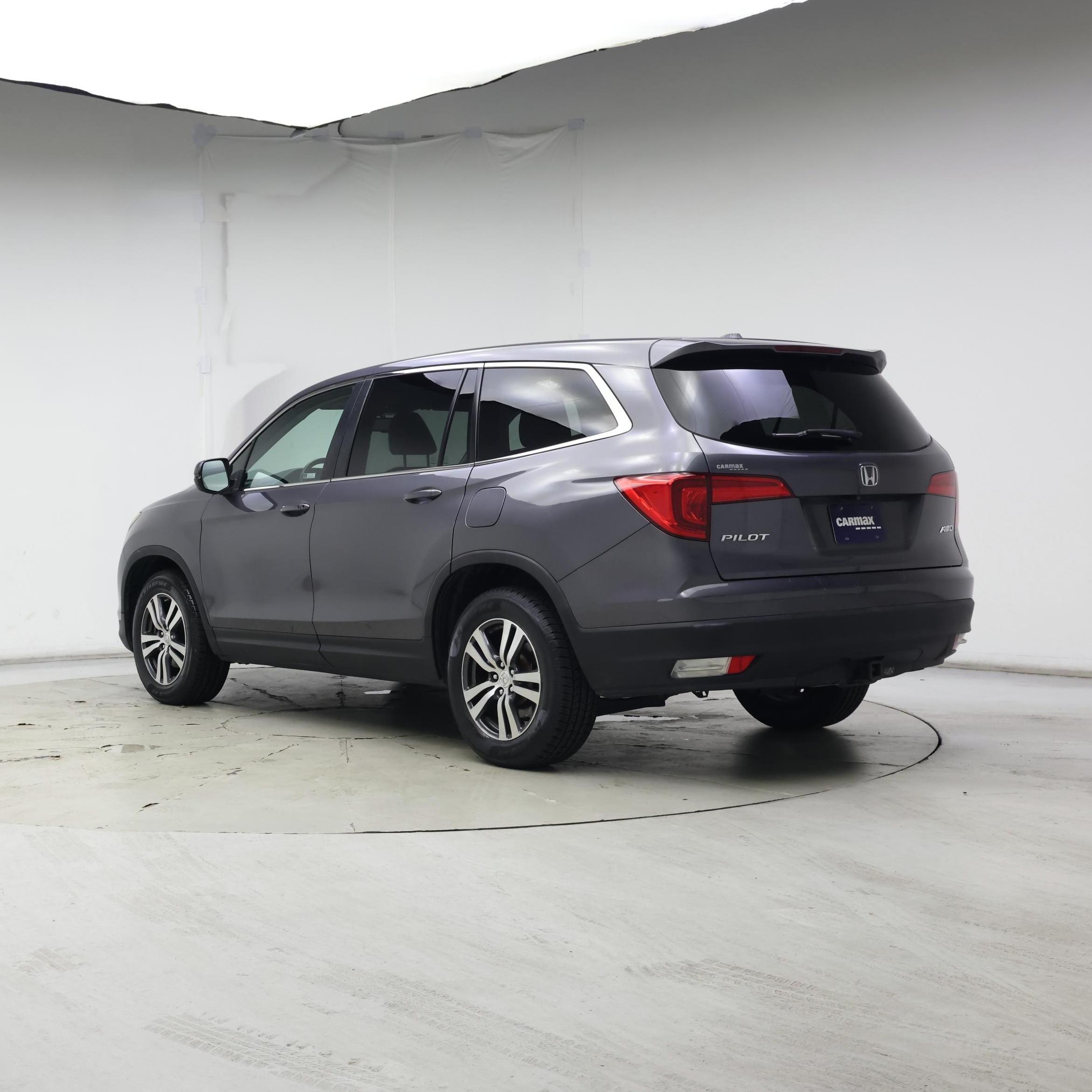 Thumbnail: 2018 Honda Pilot - 2