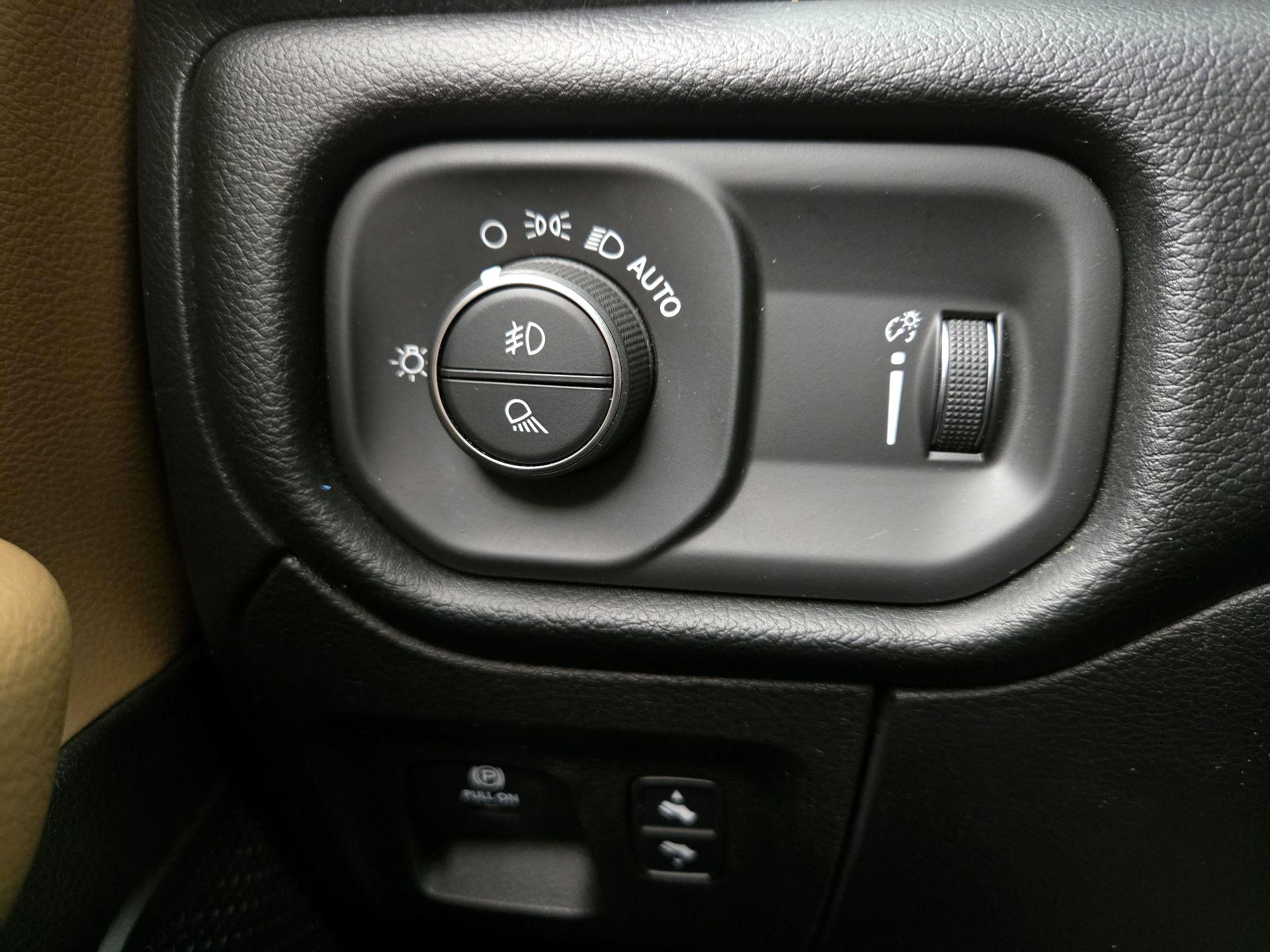 Thumbnail: 2021 RAM 1500 - 13