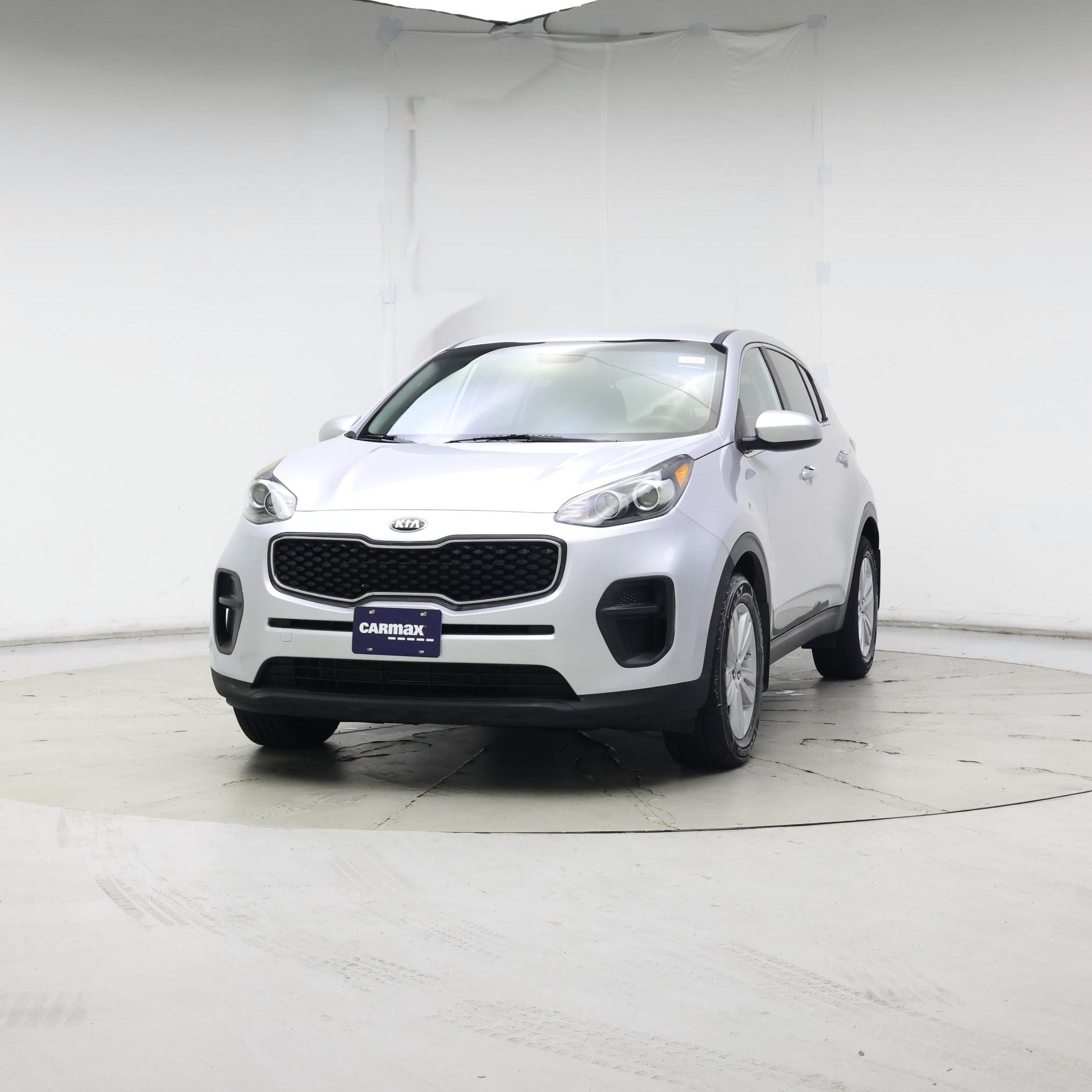Thumbnail: 2017 Kia Sportage - 4