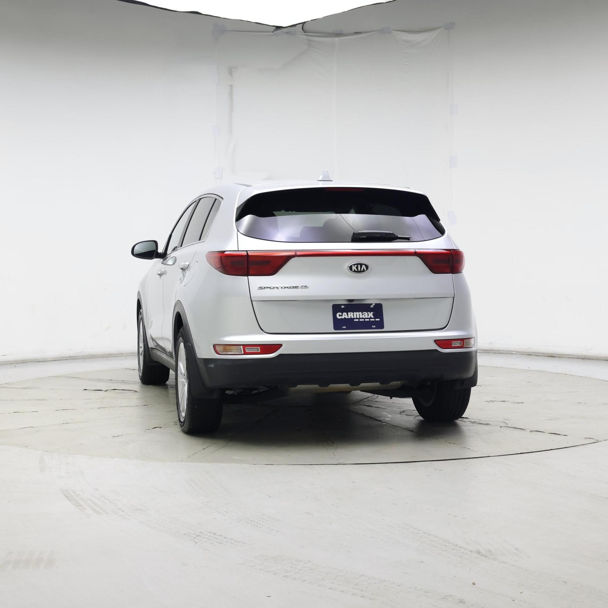 Thumbnail: 2017 Kia Sportage - 6