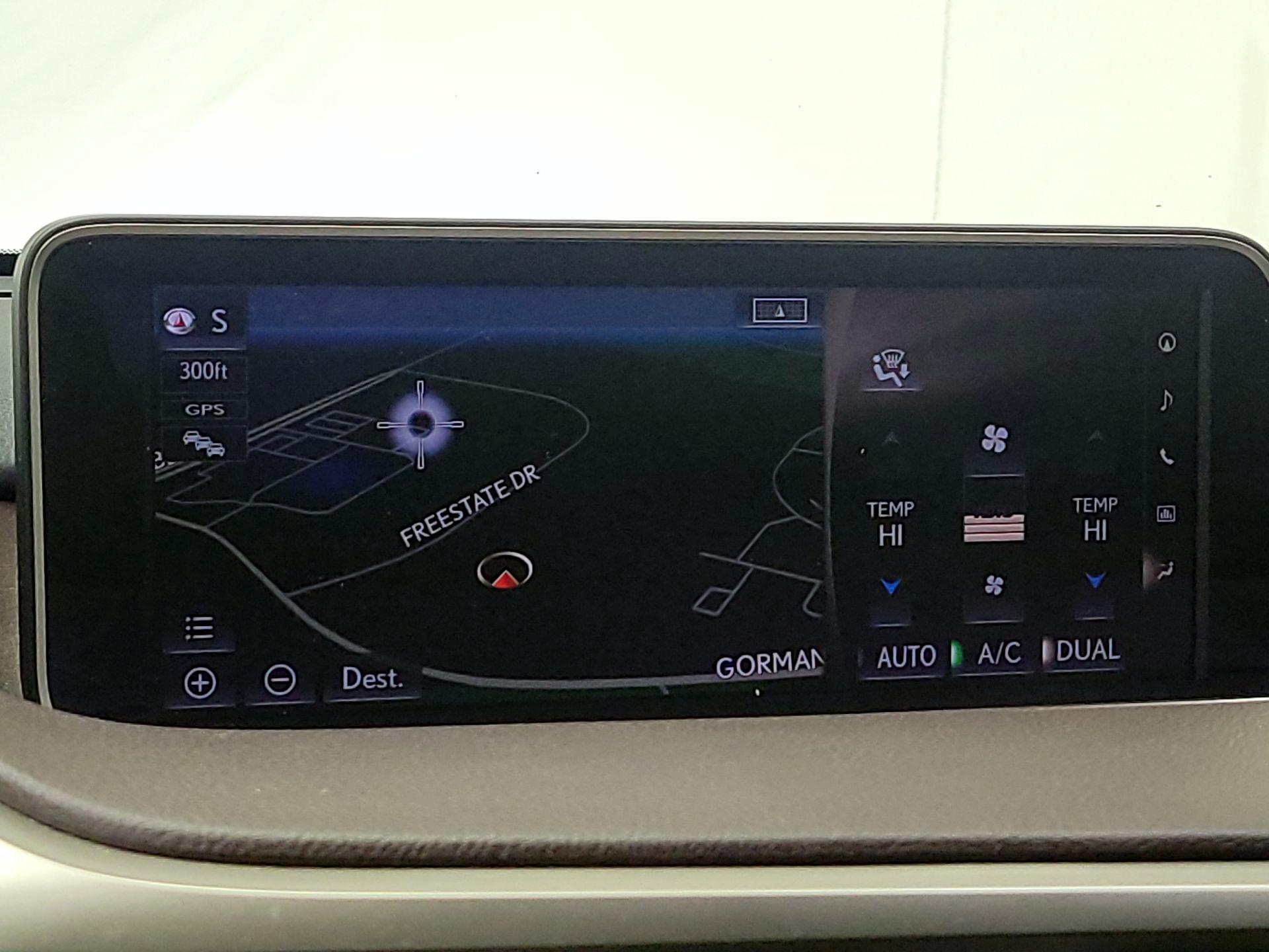 Thumbnail: 2016 Lexus RX - 14