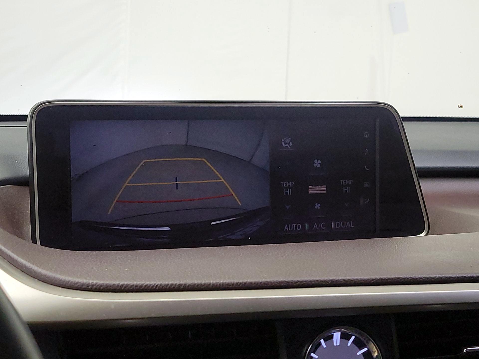 Thumbnail: 2016 Lexus RX - 15