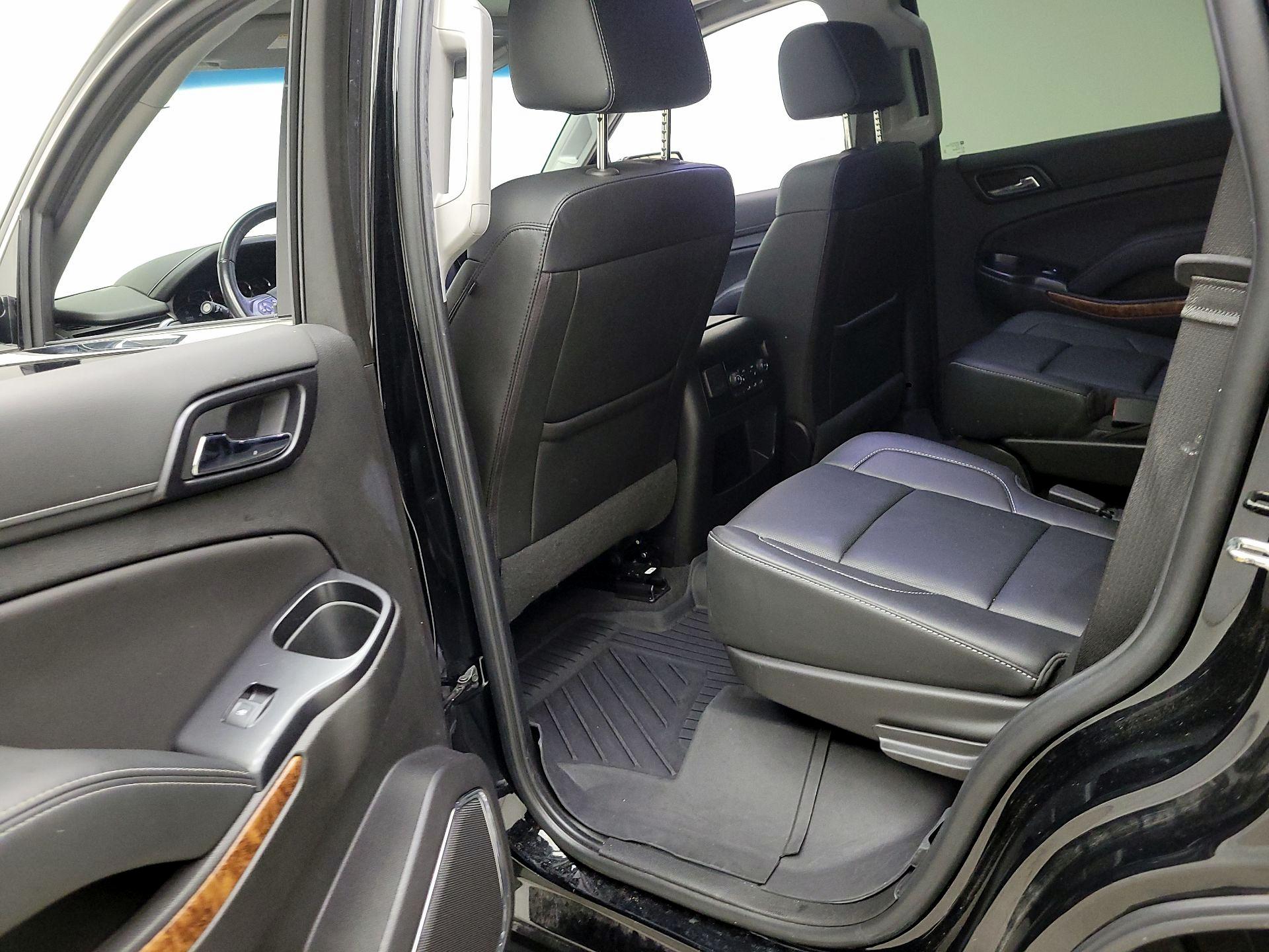 Thumbnail: 2019 Chevrolet Tahoe - 19