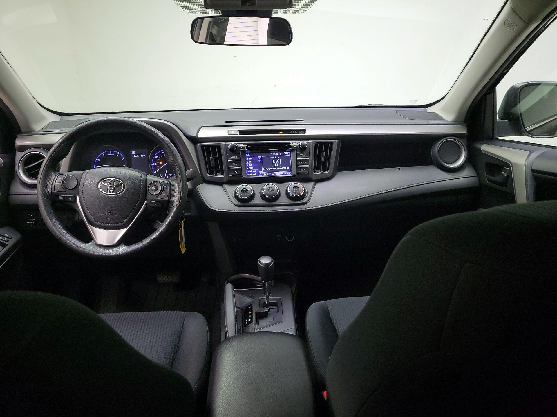 Thumbnail: 2017 Toyota RAV4 - 9