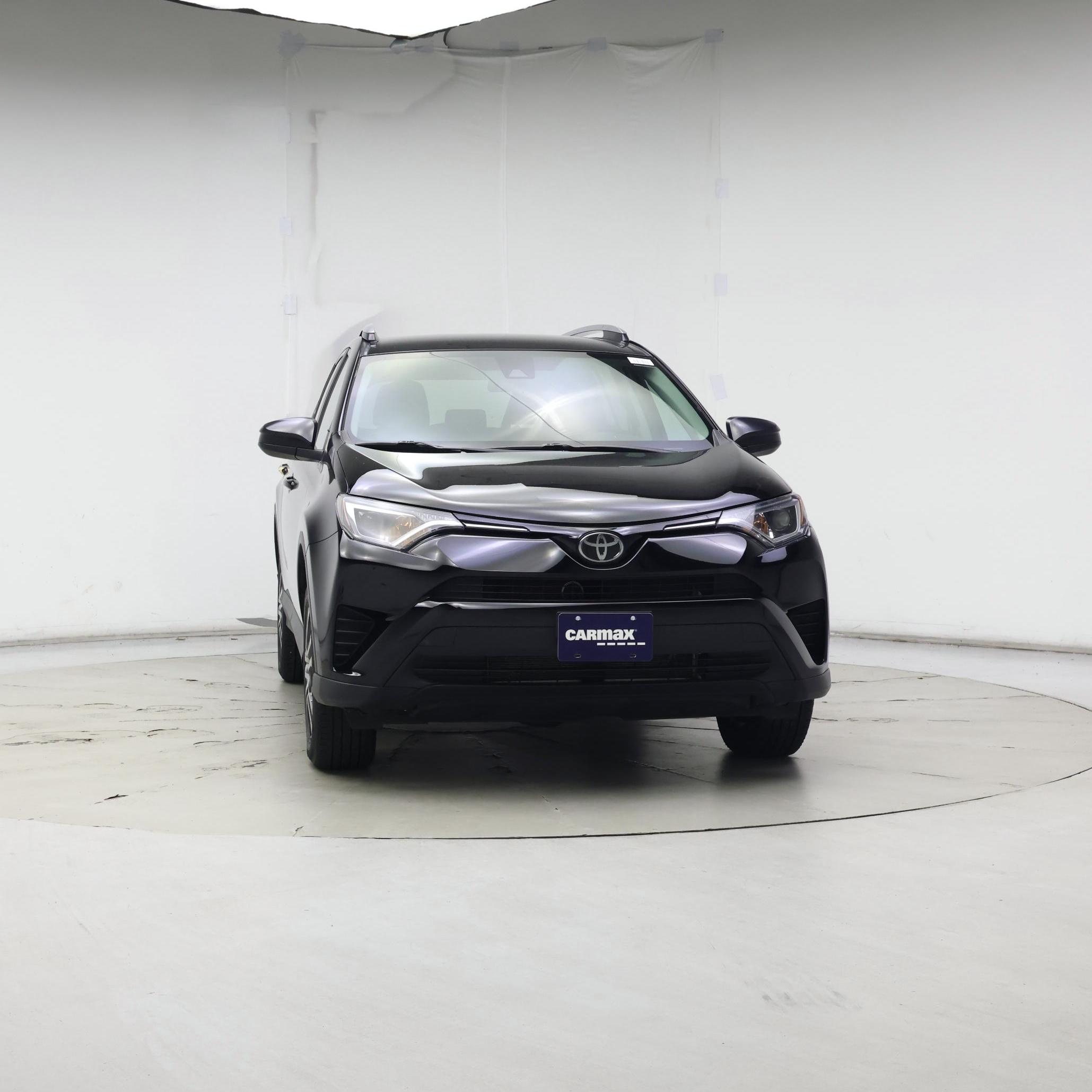 Thumbnail: 2017 Toyota RAV4 - 5